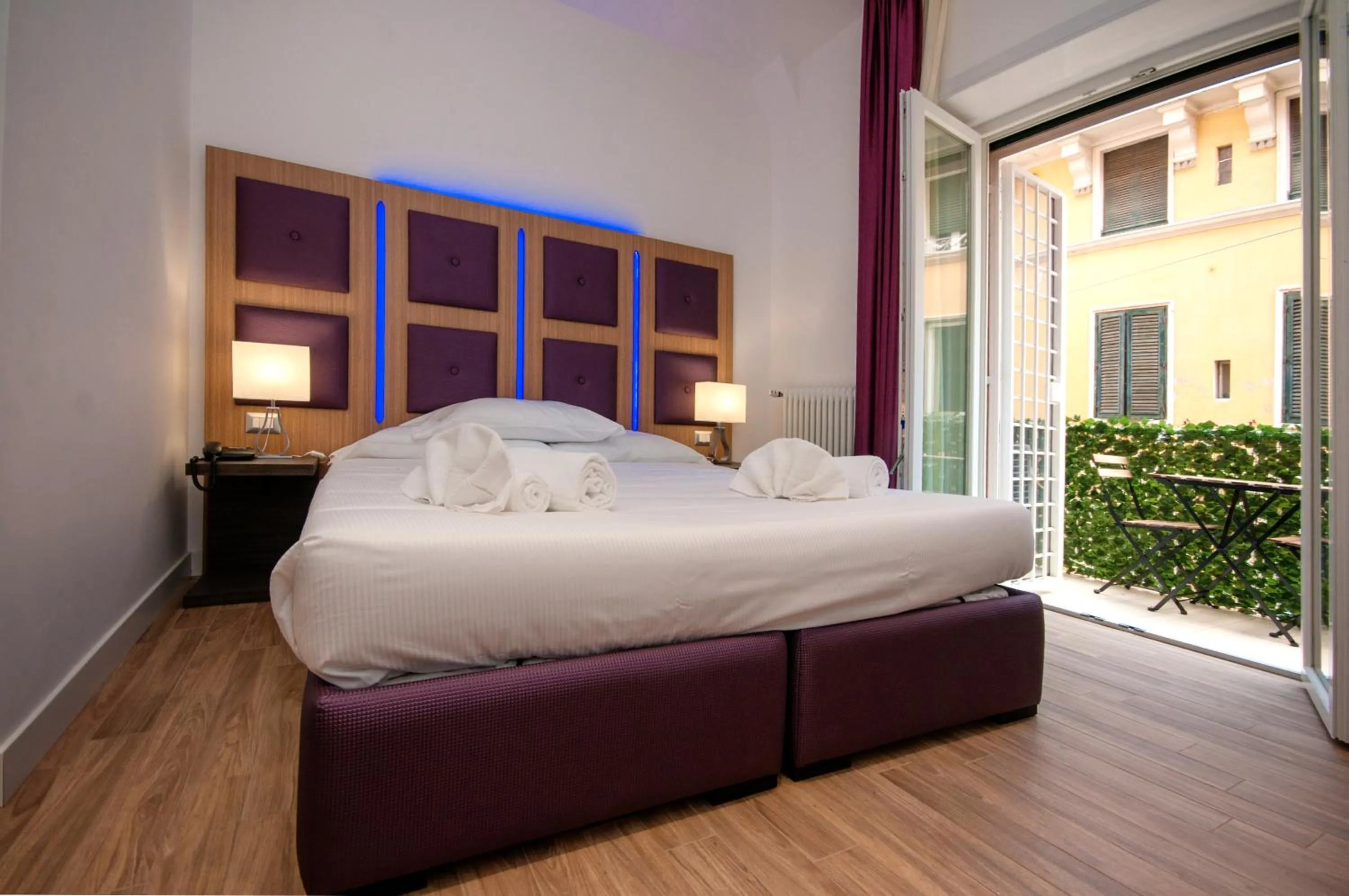 Bed in Vatican Relais Rome