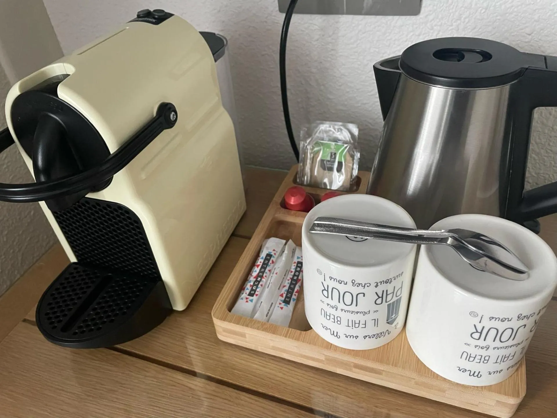 Coffee/tea facilities in Hotel Des Falaises