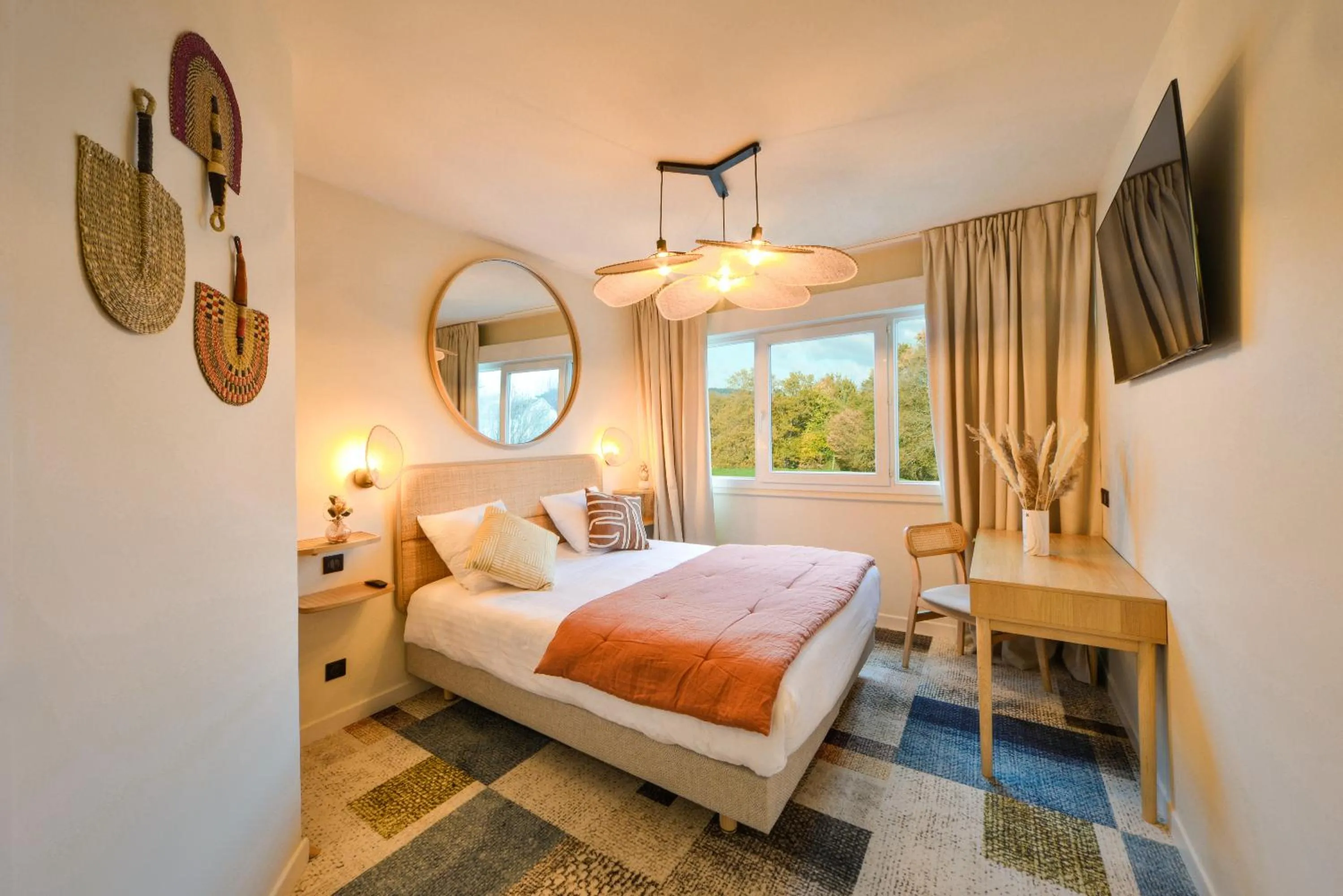 Bedroom, Bed in BHOMA Bourges - Hôtel