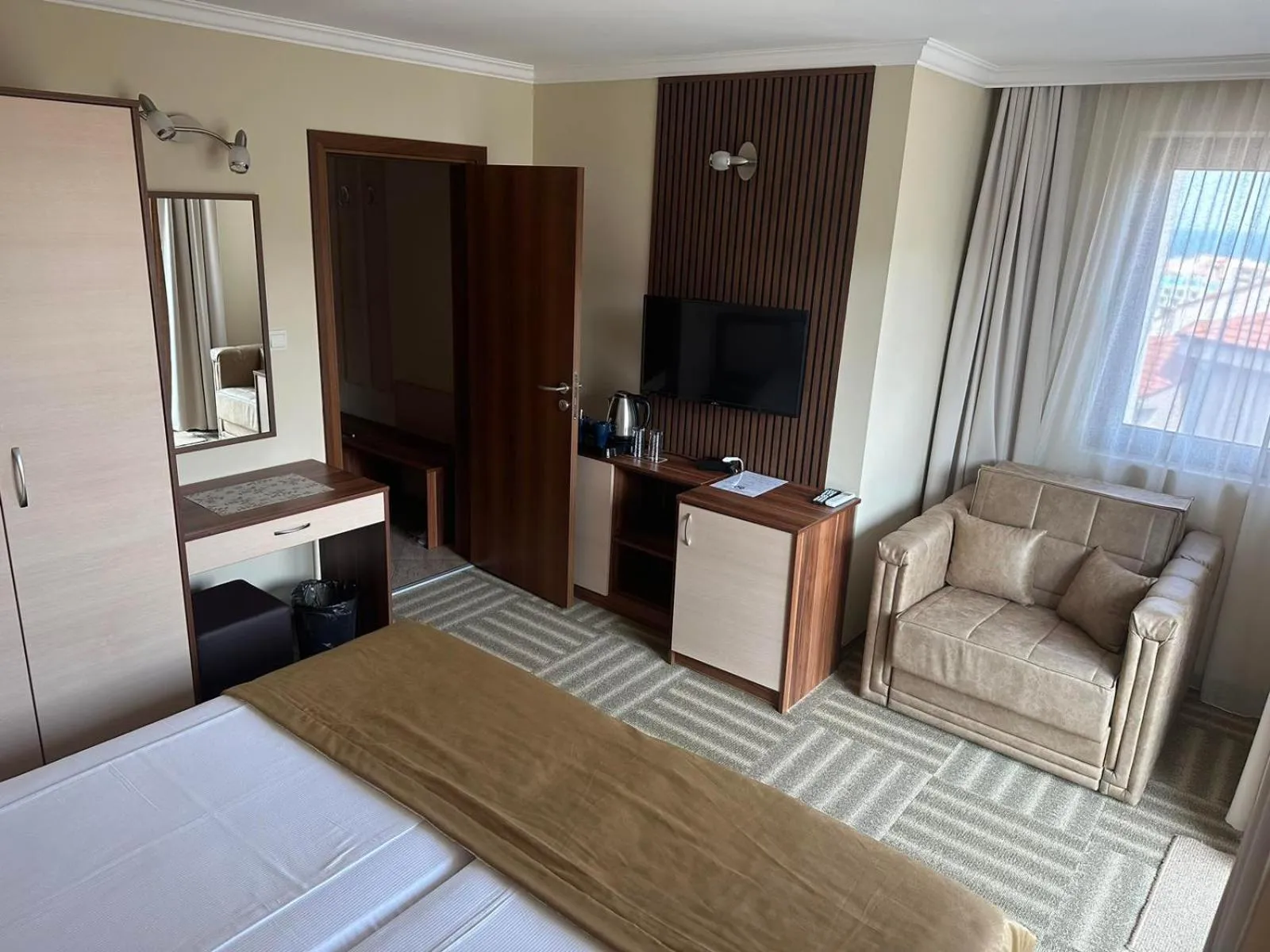 Photo of the whole room, Bed in Family Hotel Radiana