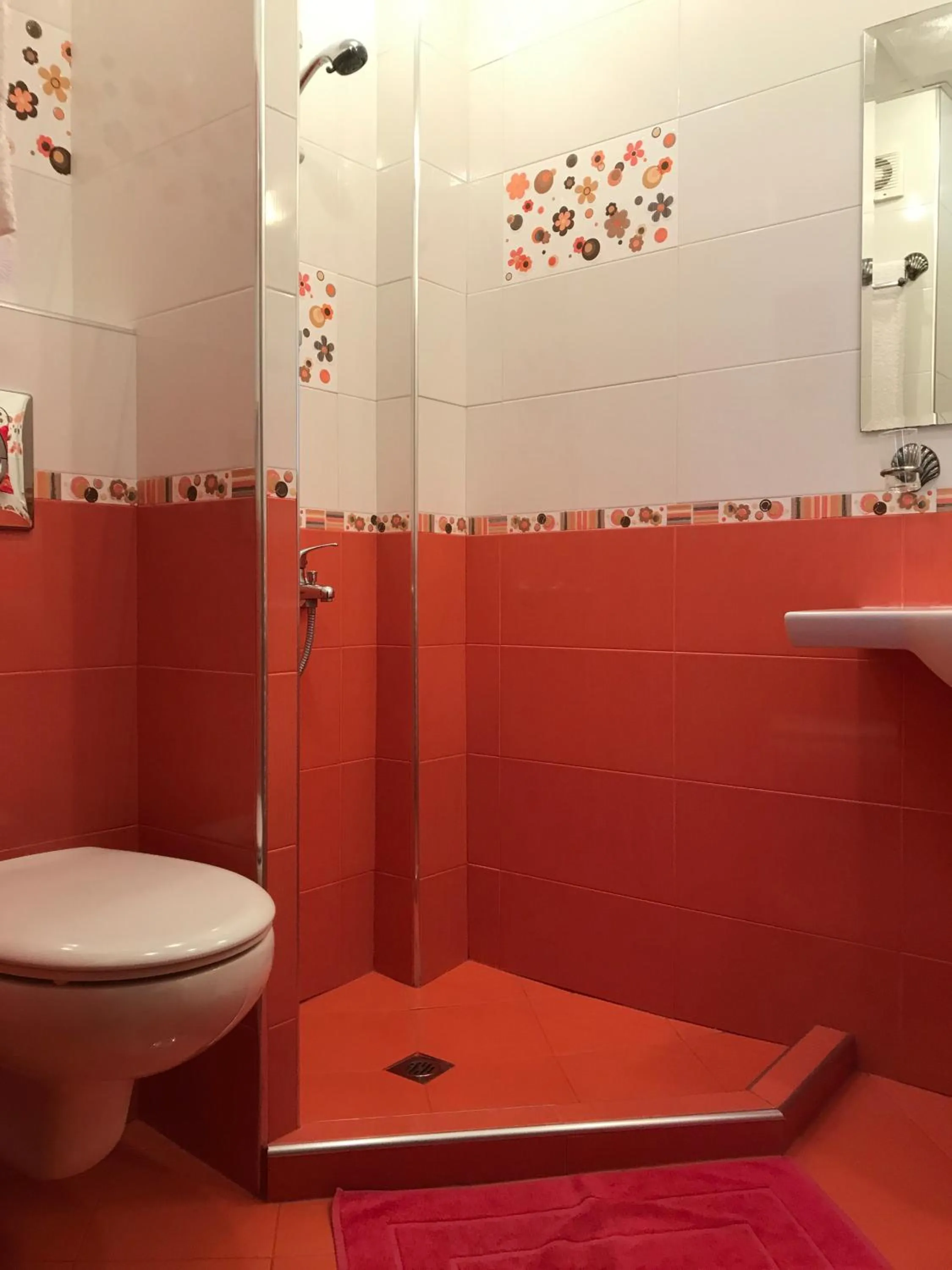 Bathroom in Family Hotel Radiana