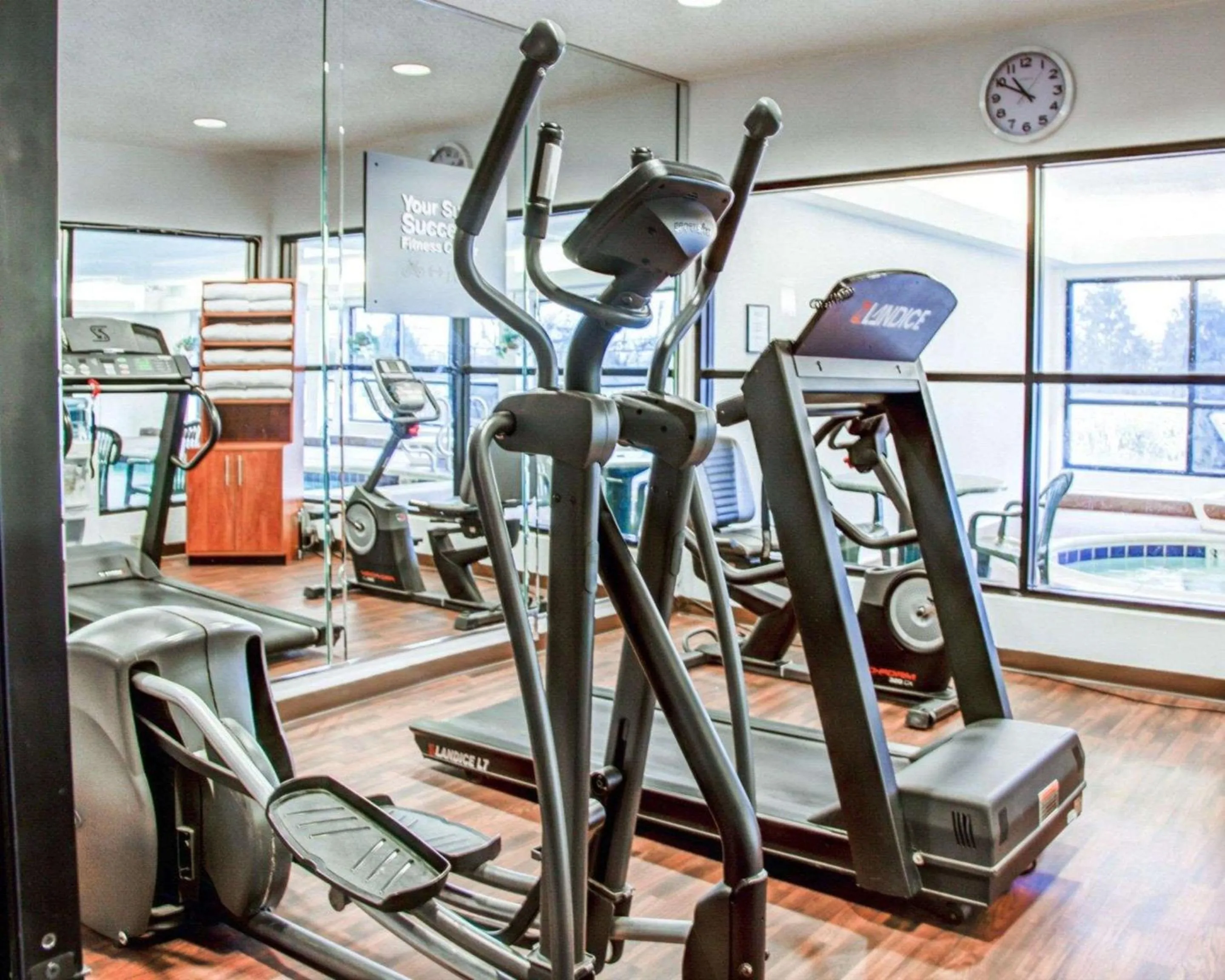 Fitness centre/facilities in Comfort Suites Lombard - Addison