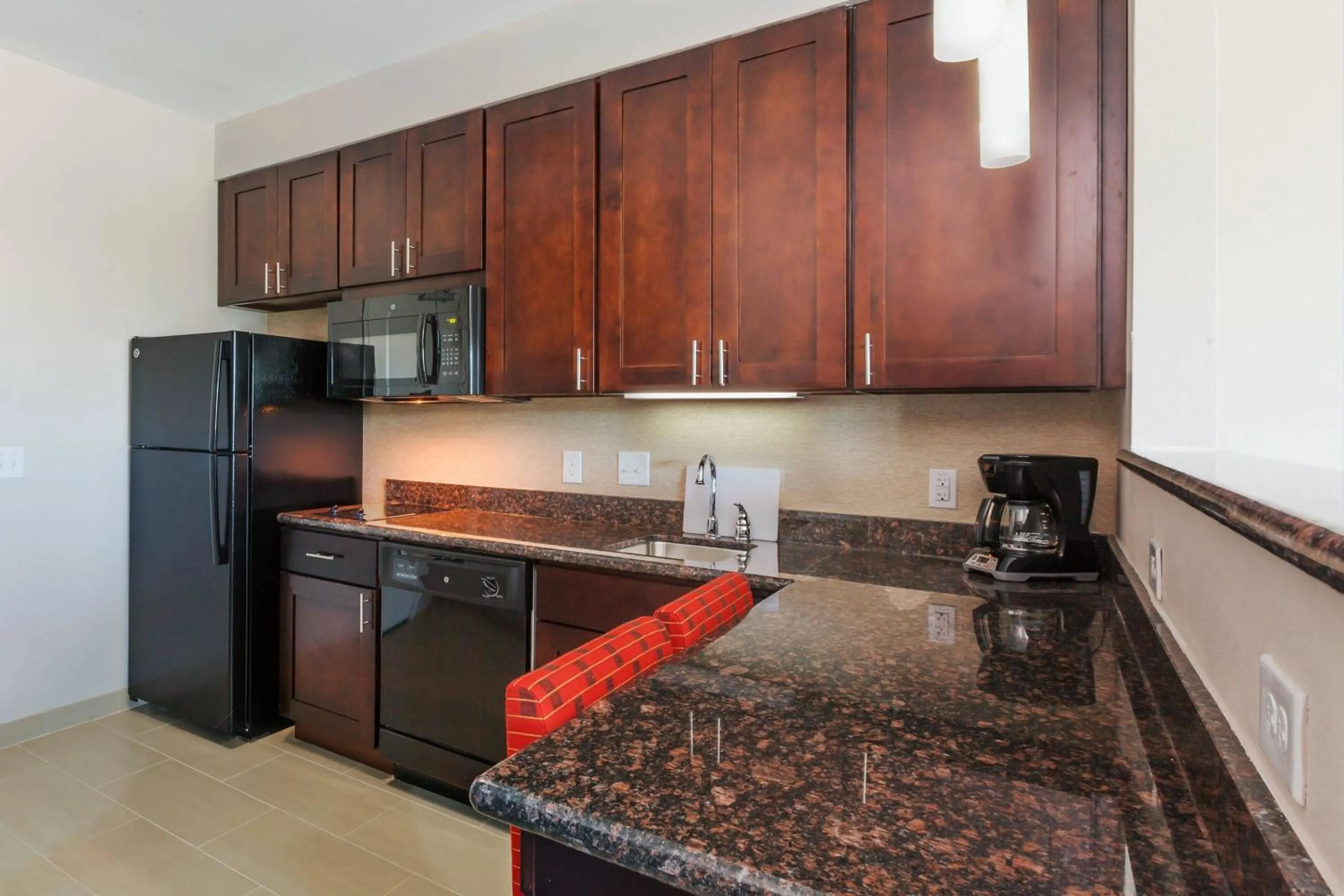 Kitchen or kitchenette in Residence Inn by Marriott Austin Northwest/The Domain Area