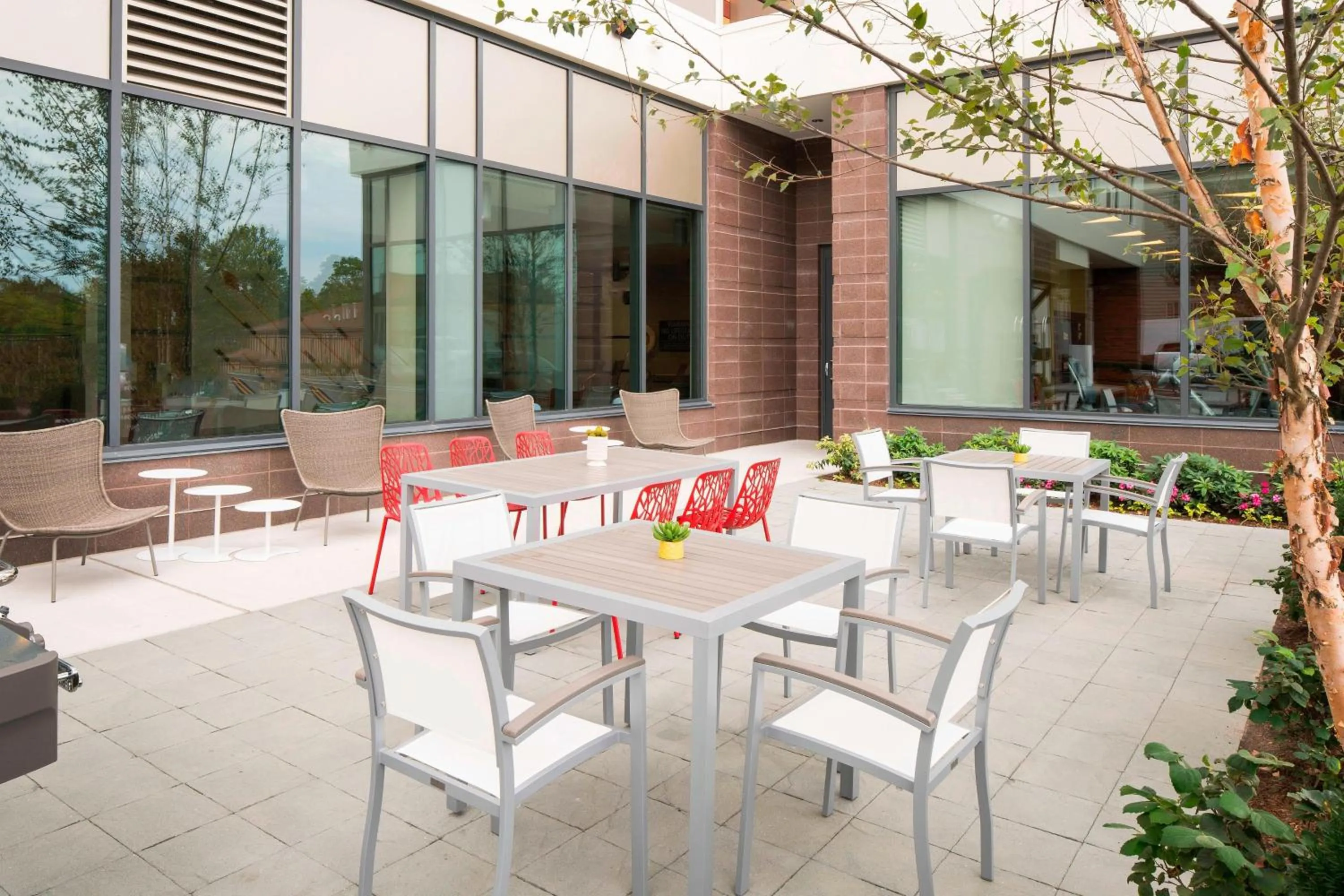 Property building in Residence Inn by Marriott Boston Watertown