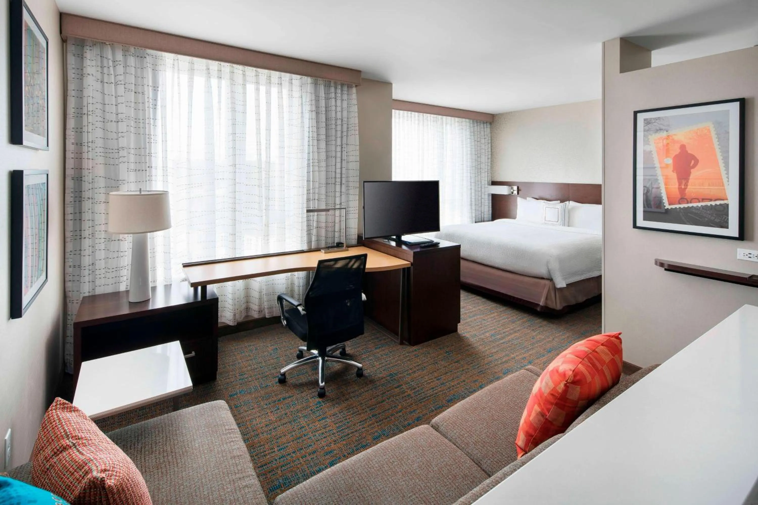 Living room, Bed in Residence Inn by Marriott Boston Watertown