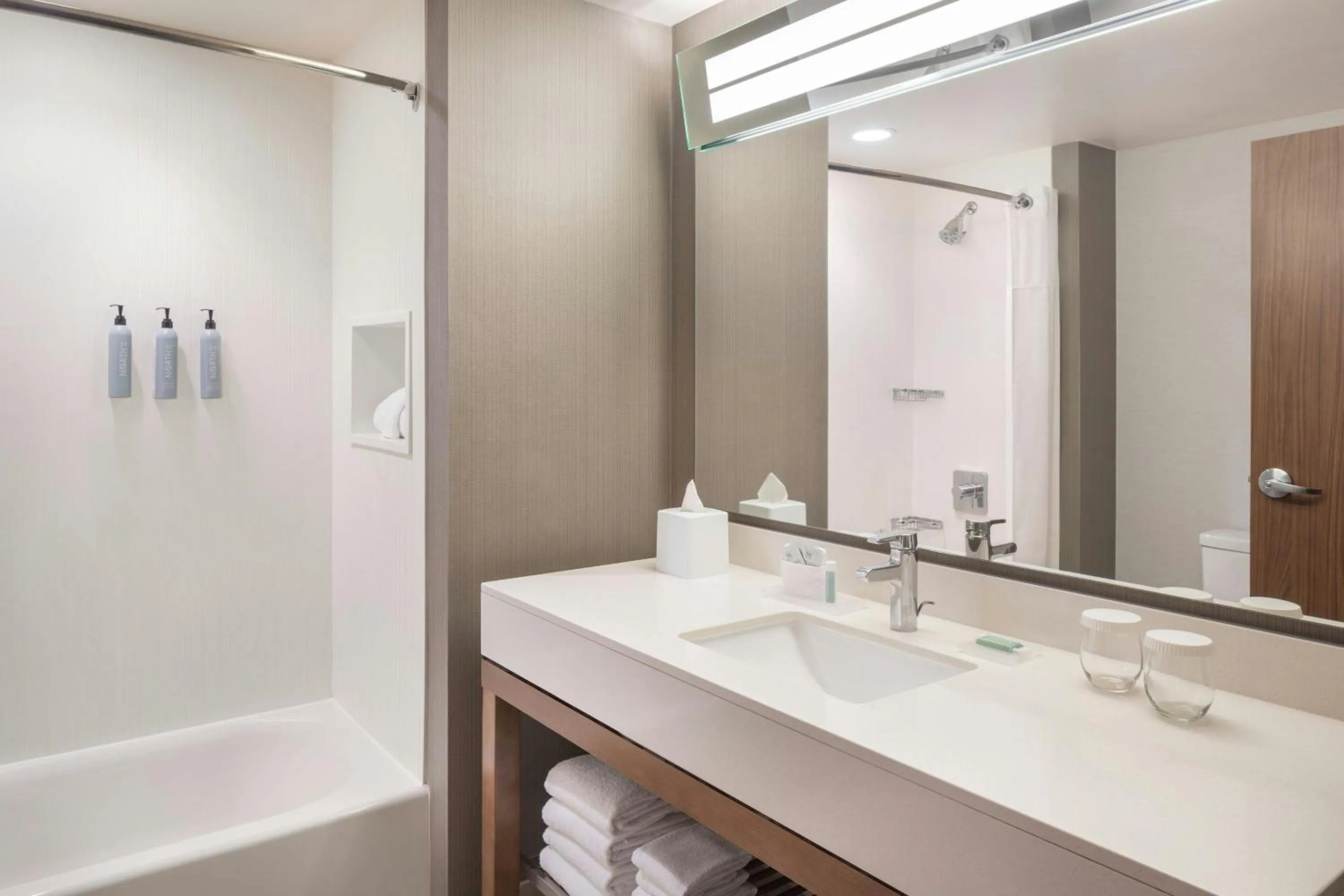 Bathroom in Courtyard by Marriott Sedona