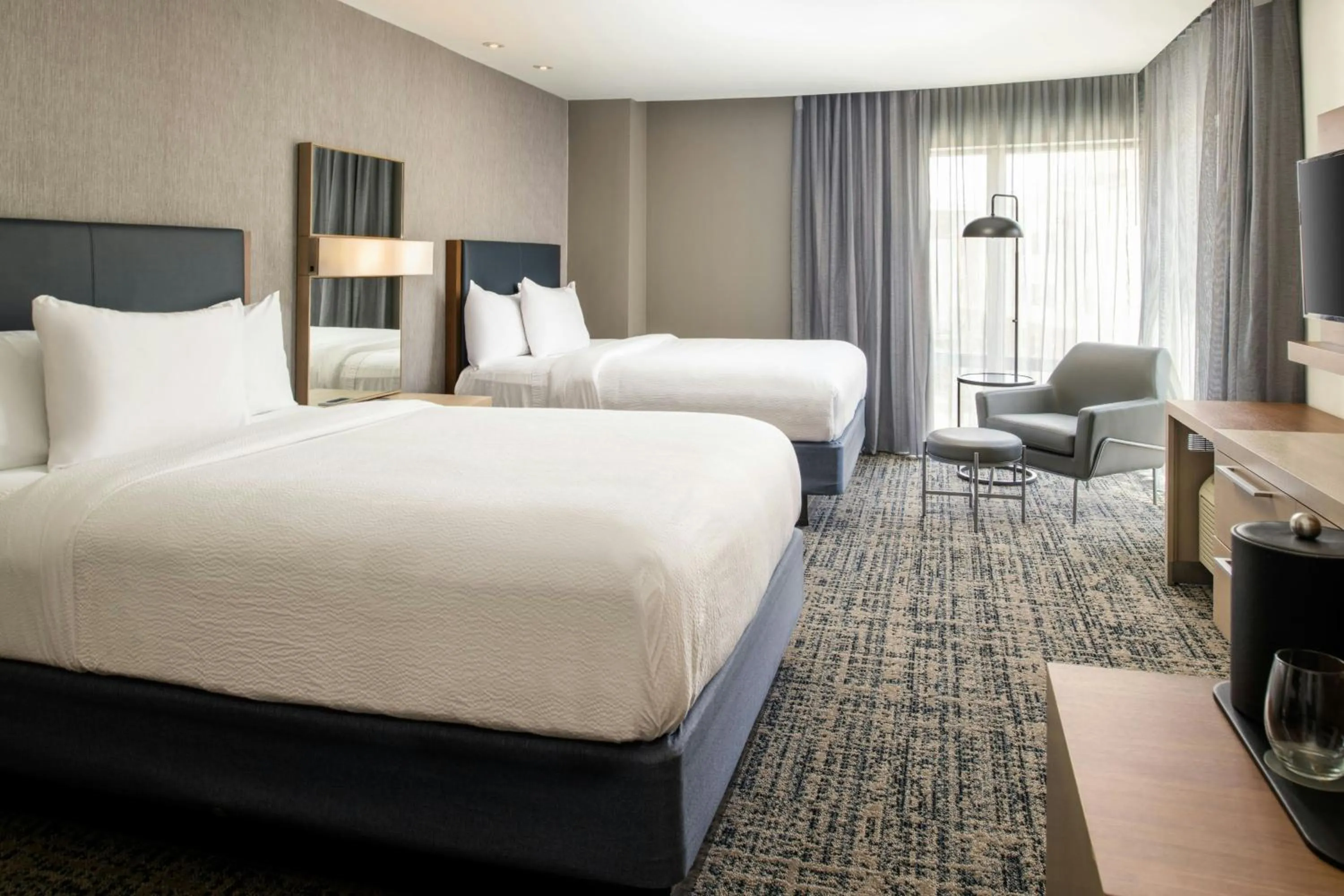 Bedroom, Bed in Courtyard by Marriott Houston City Place