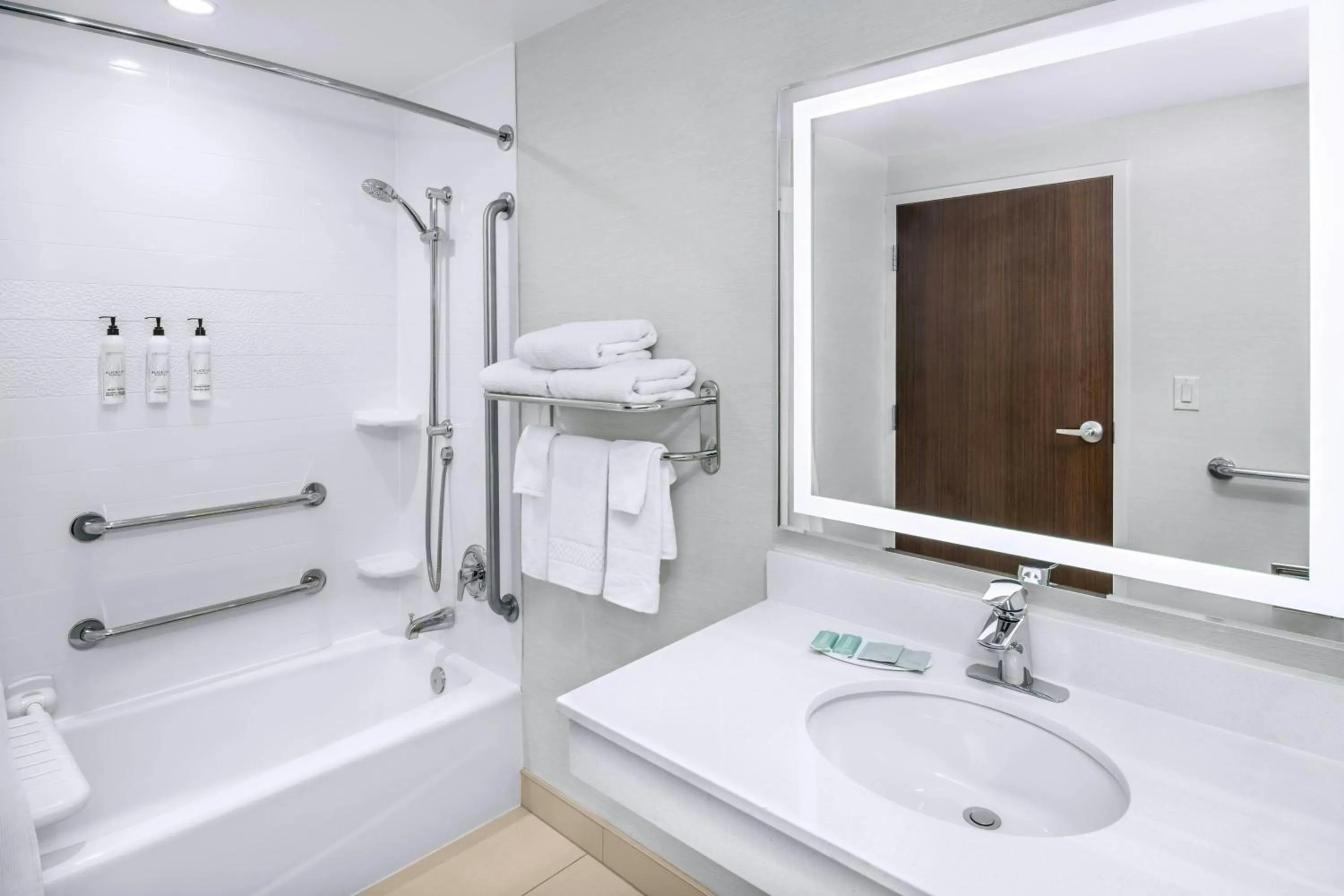 Bathroom in Fairfield Inn & Suites by Marriott Edmonton North
