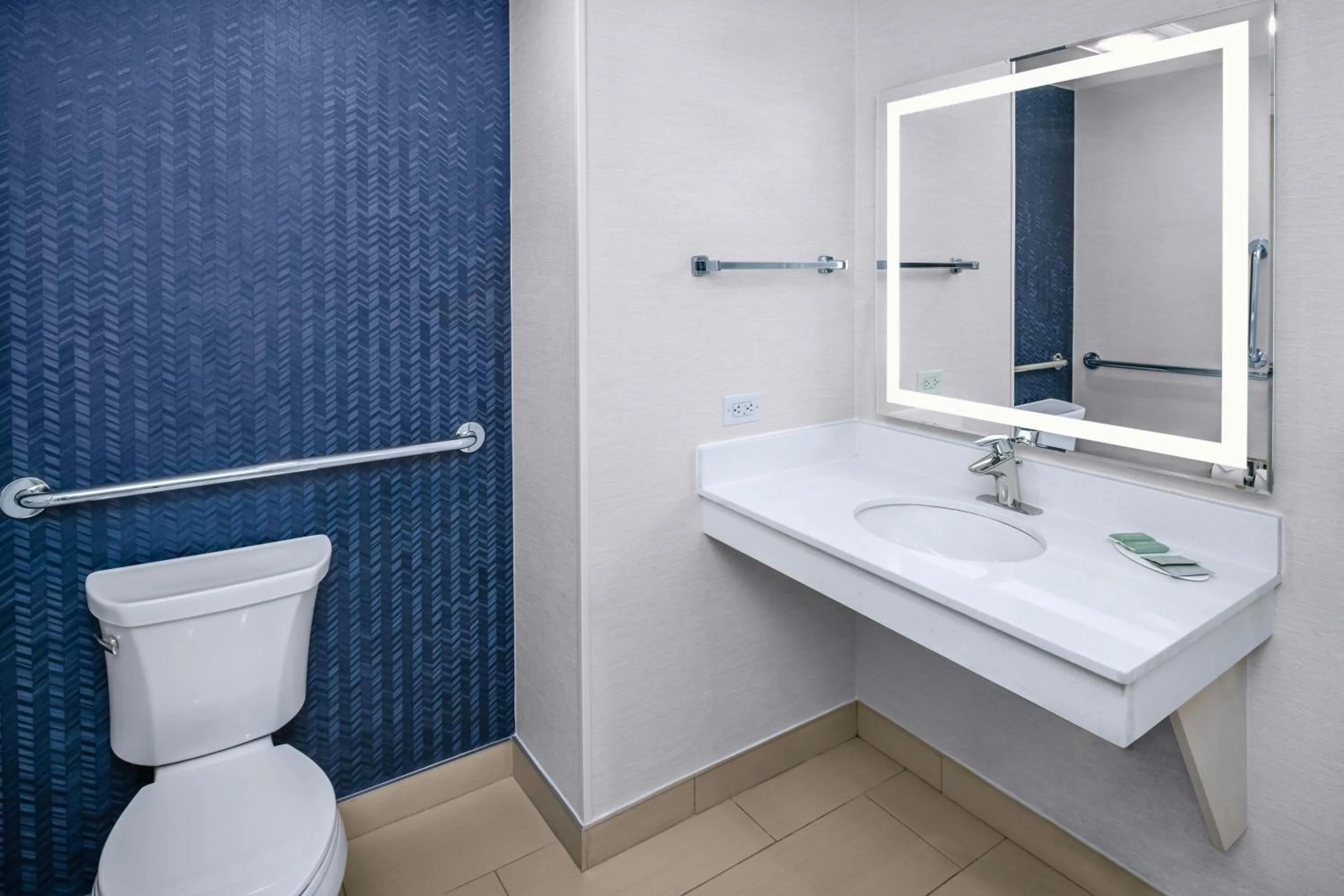 Bathroom in Fairfield Inn & Suites by Marriott Edmonton North