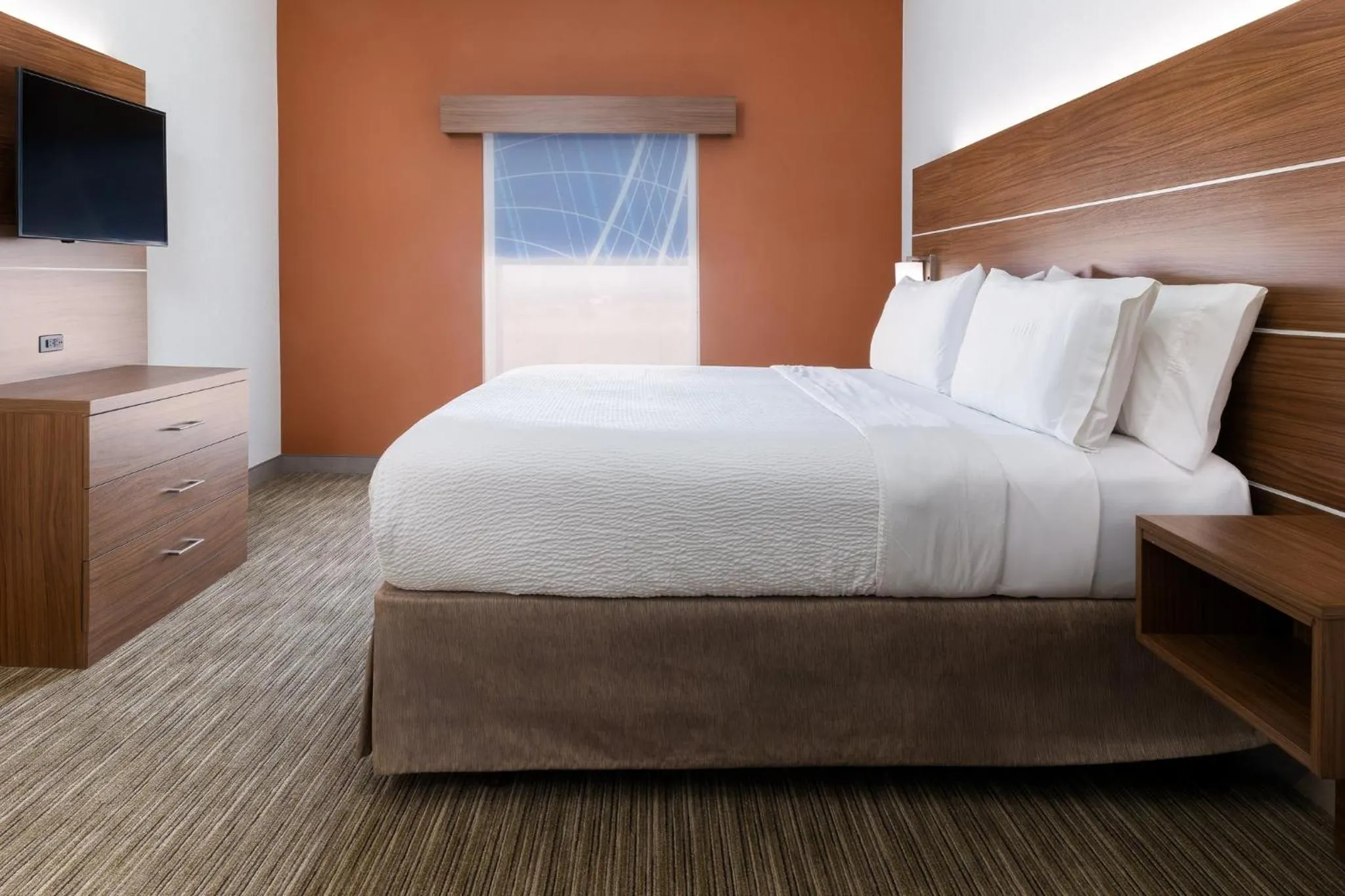 Photo of the whole room, Bed in Holiday Inn Express & Suites Las Vegas SW Springvalley by IHG