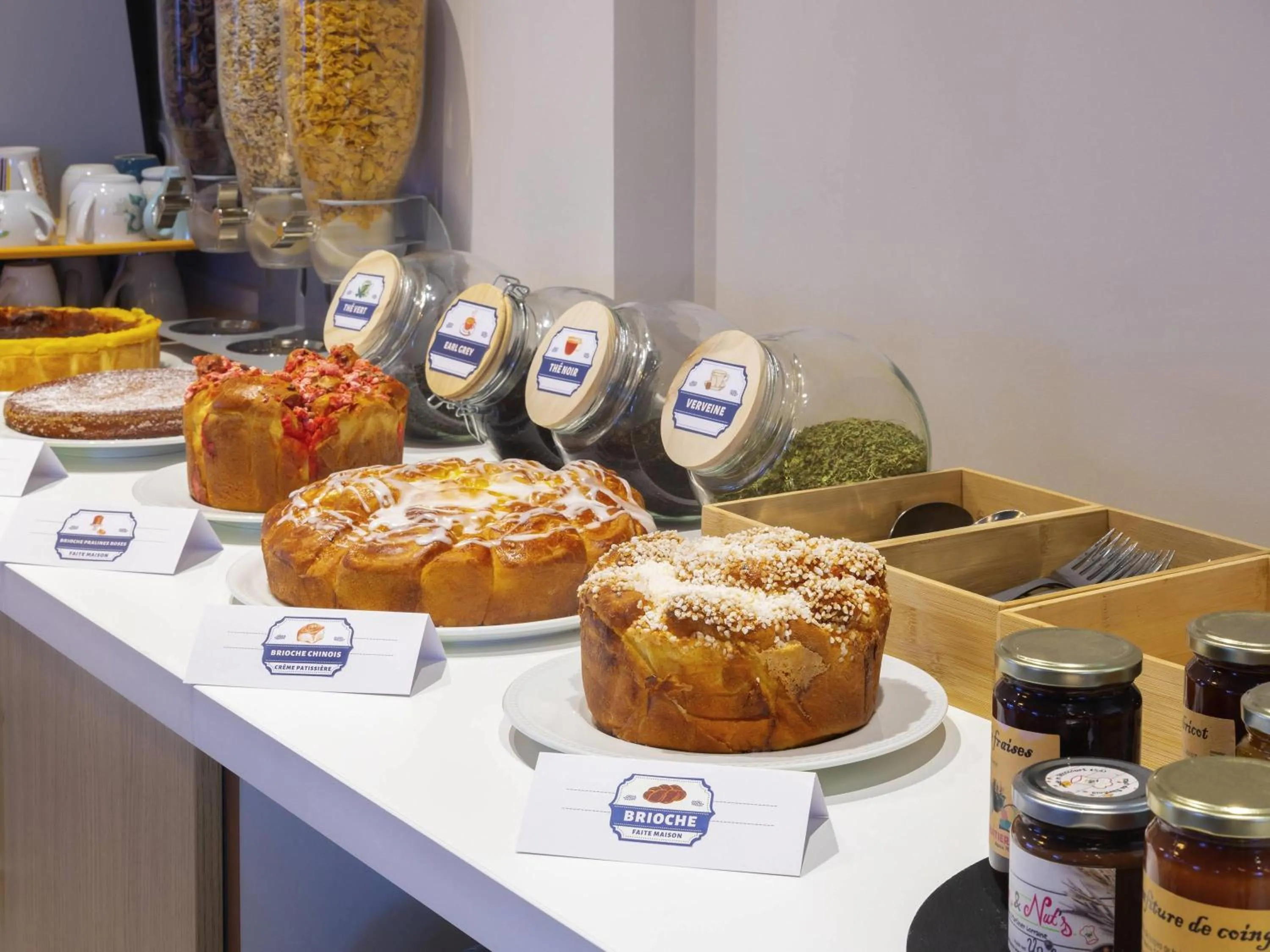 Breakfast in greet Hotel Nancy Sud