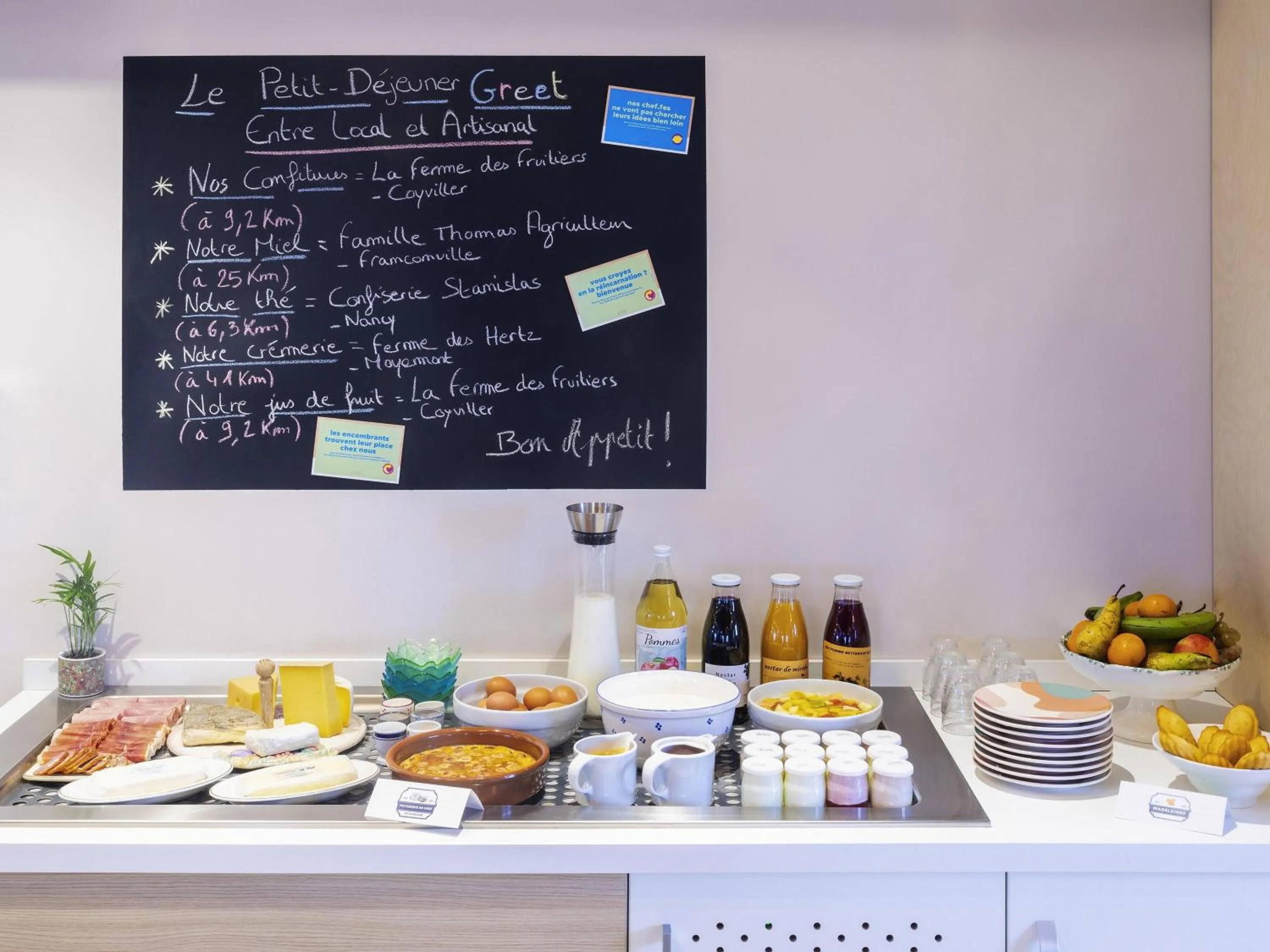 Breakfast in greet Hotel Nancy Sud