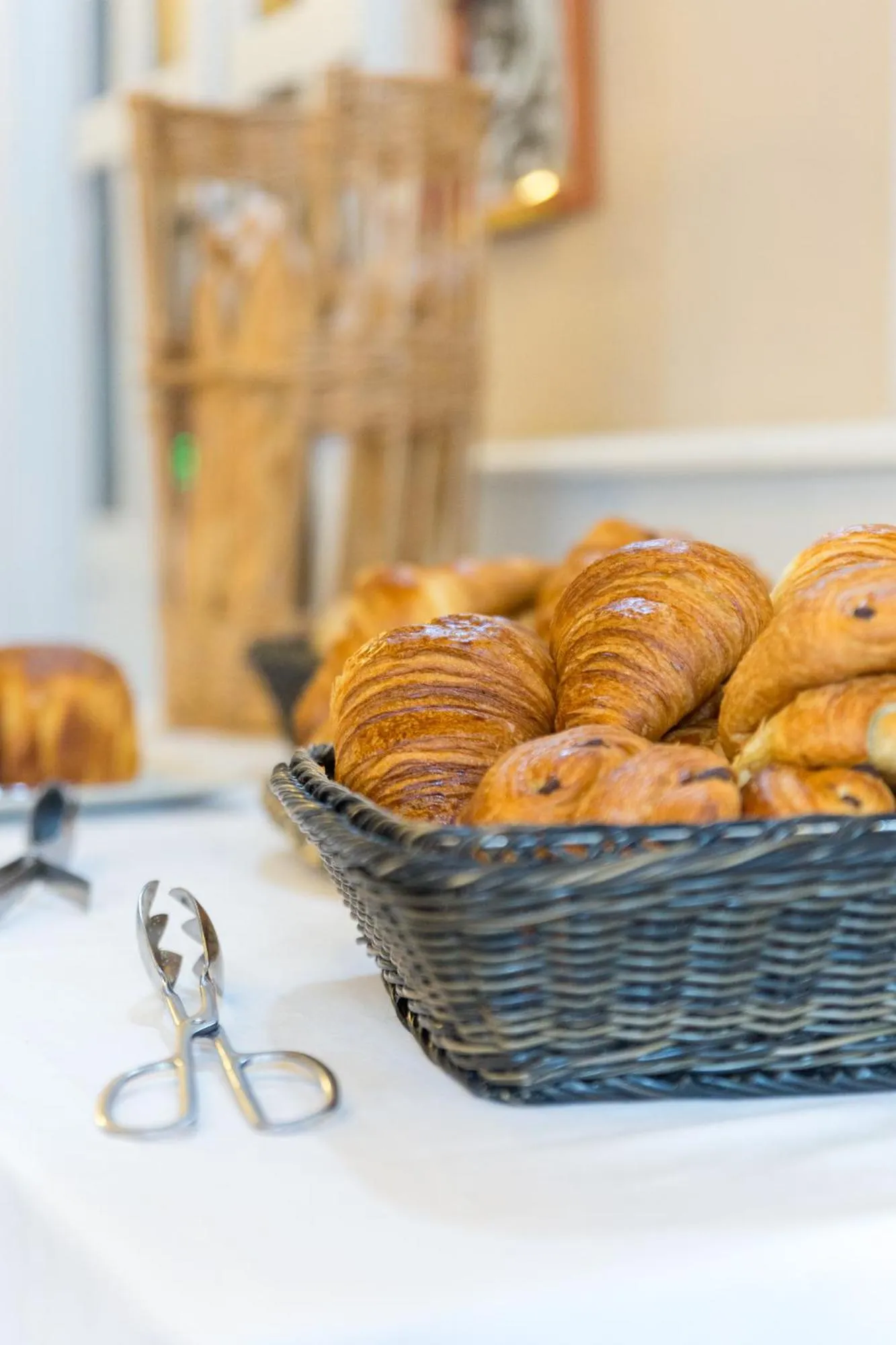 Breakfast in Hôtel Restaurant Du Château