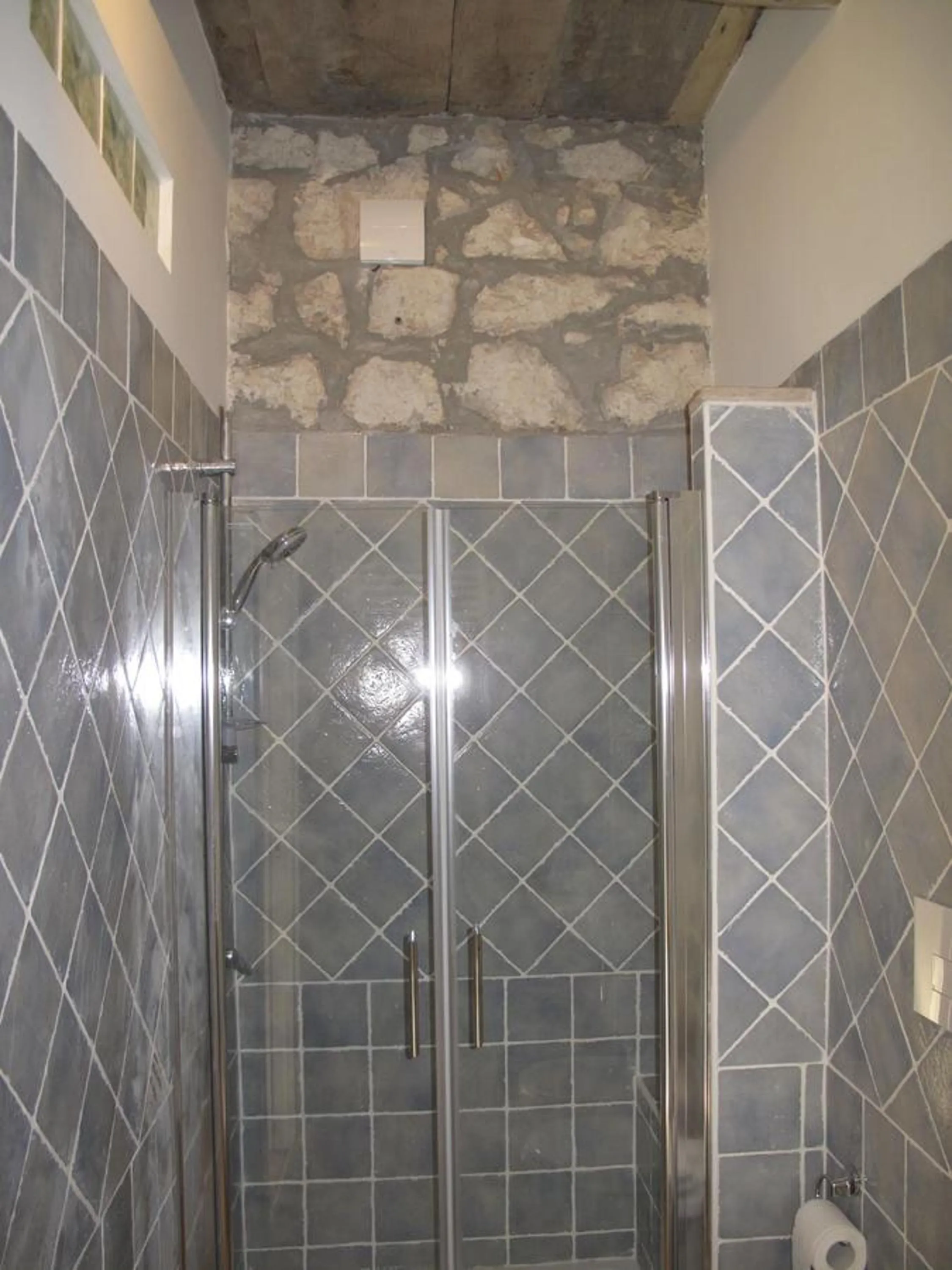 Property building in Casa Sarlo