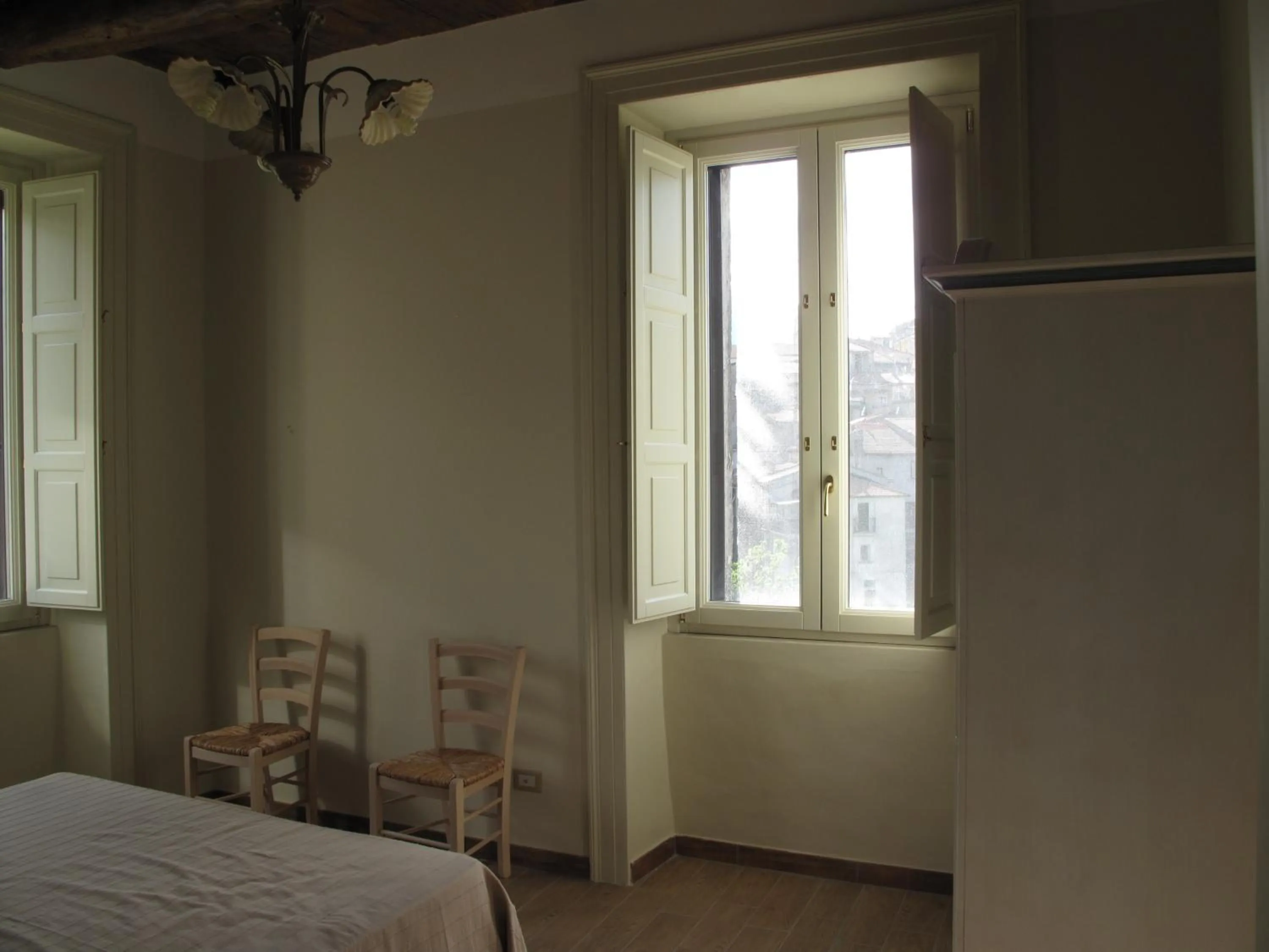 Property building, Bed in Casa Sarlo