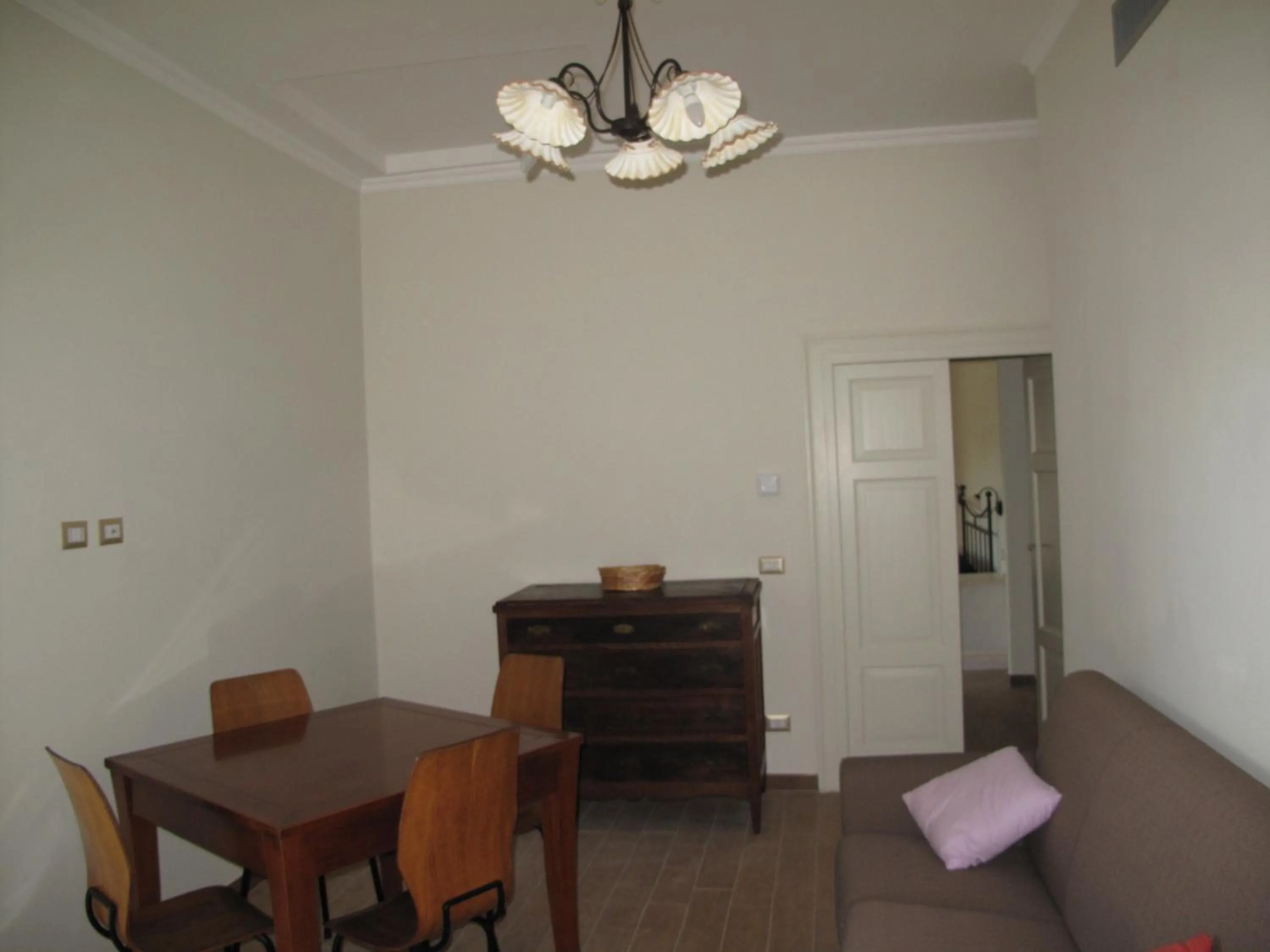 Property building in Casa Sarlo