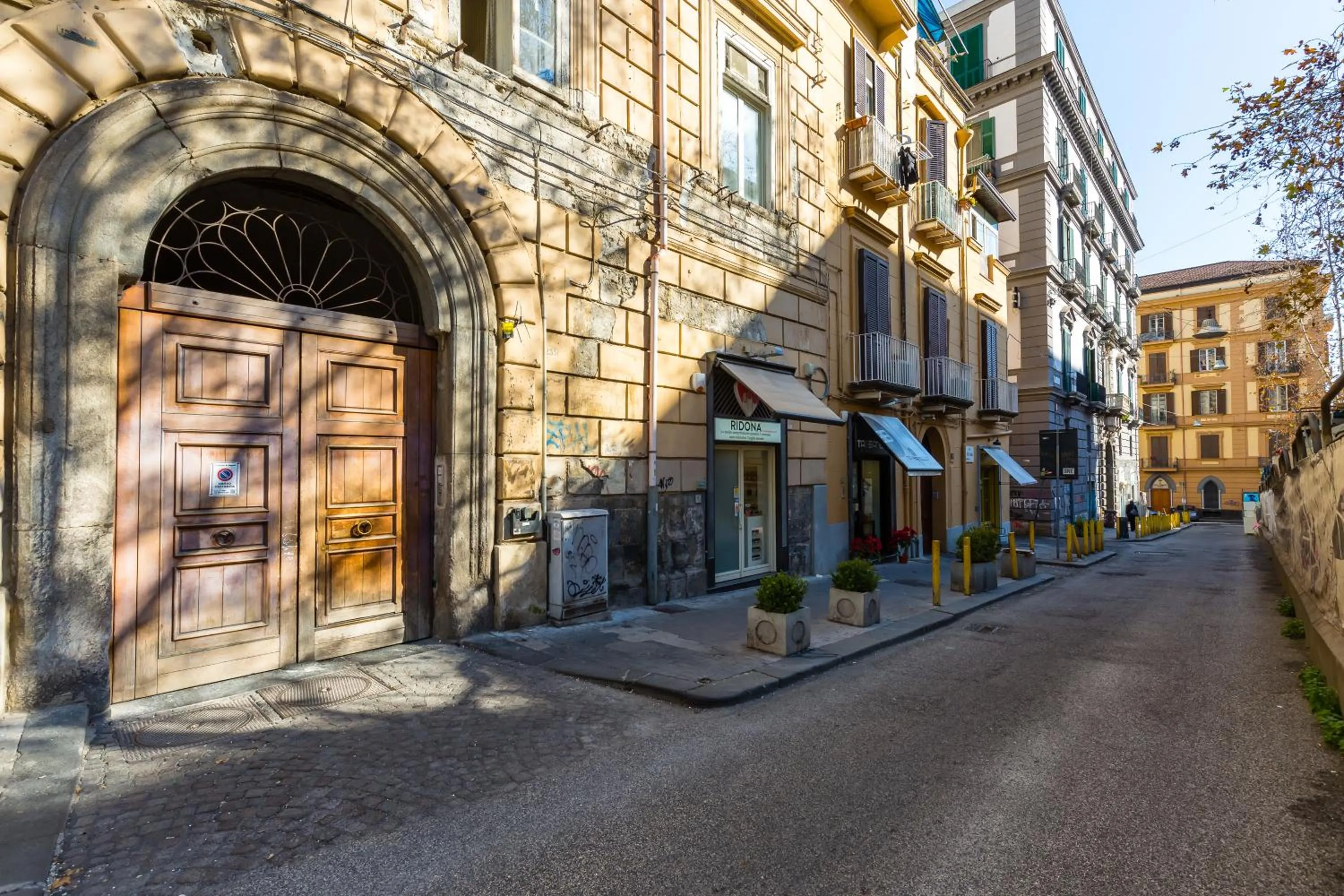 Property building in Museo Filangieri Suite