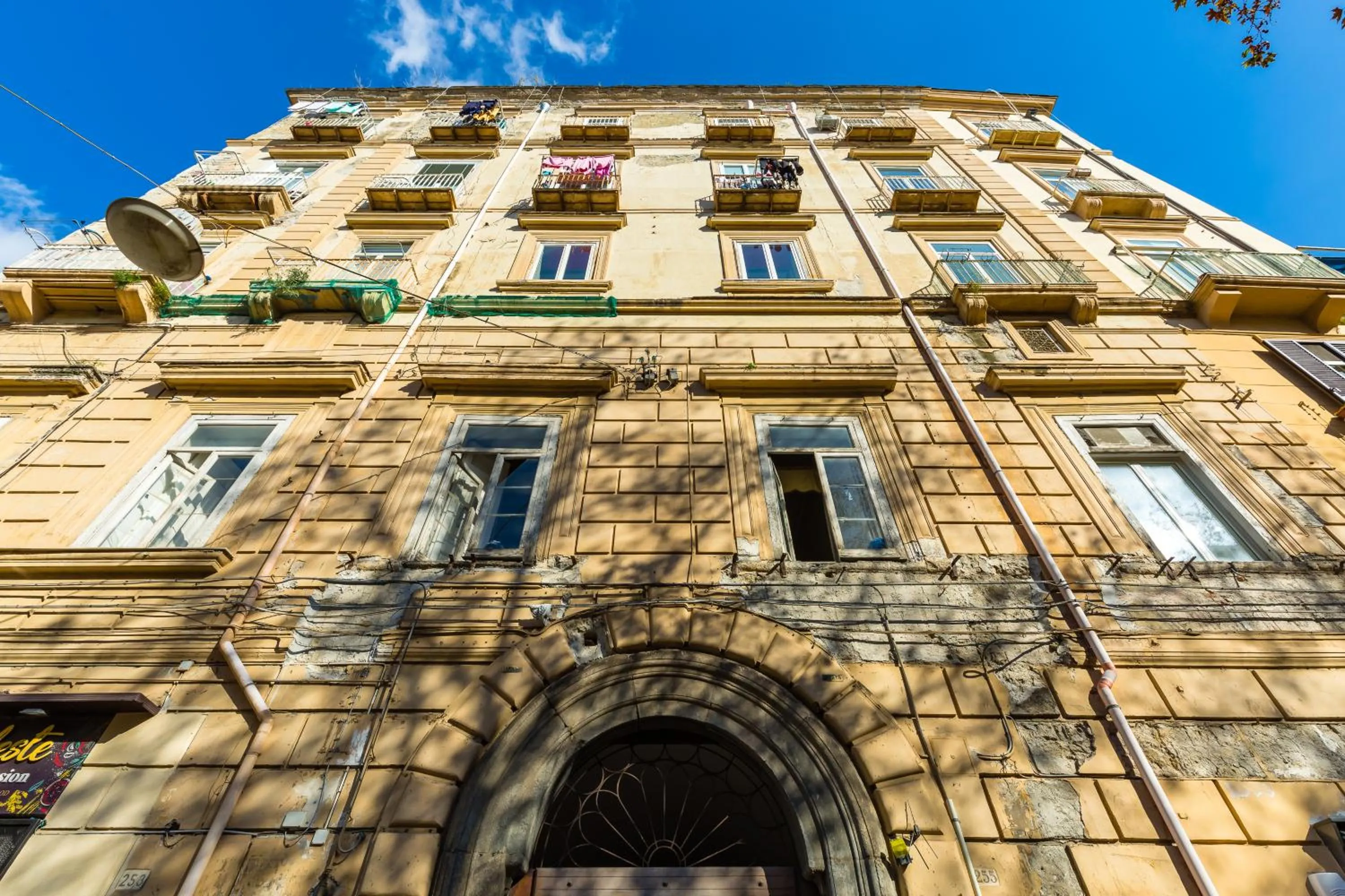 Property building in Museo Filangieri Suite