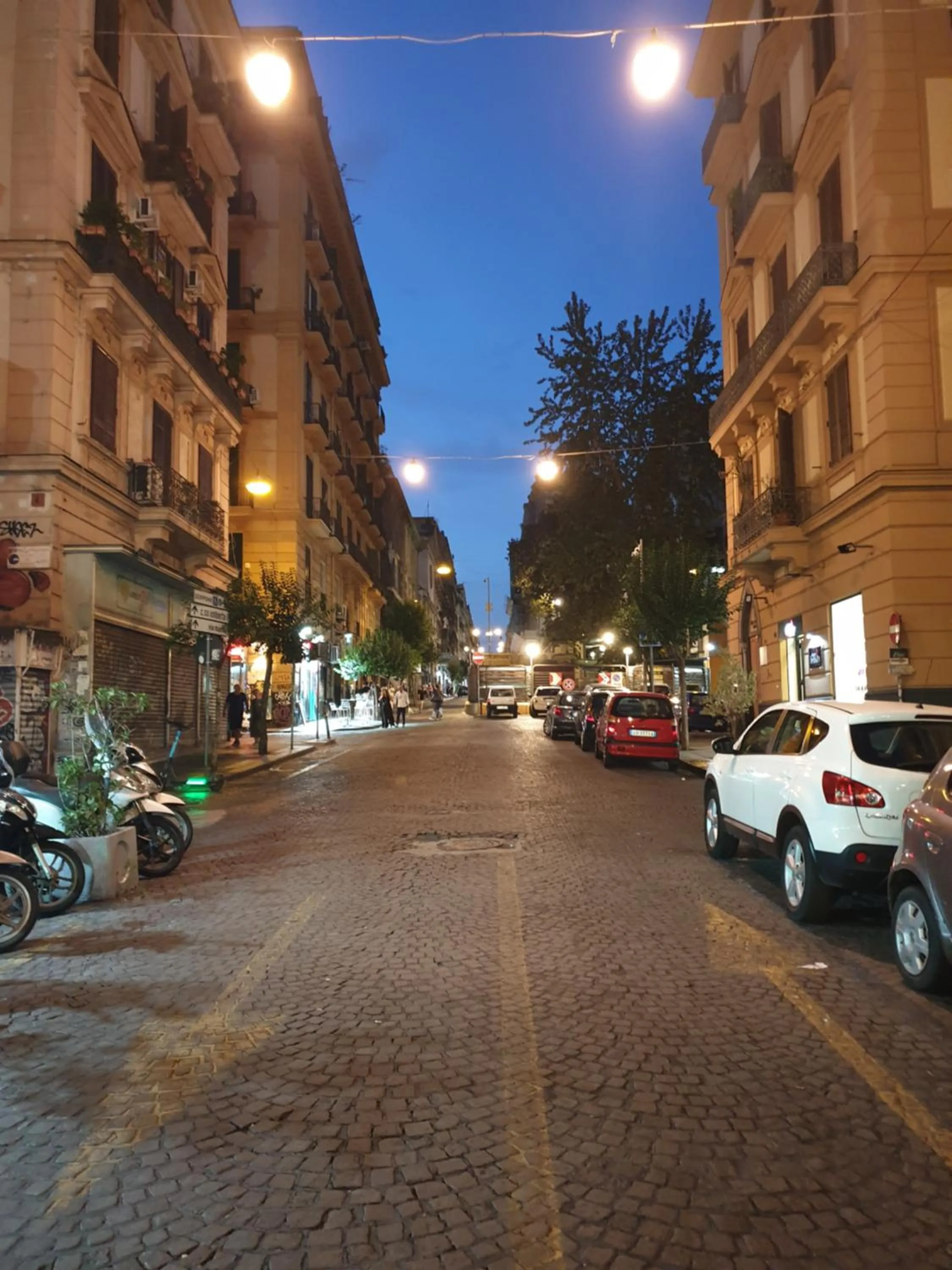 Street view in Museo Filangieri Suite