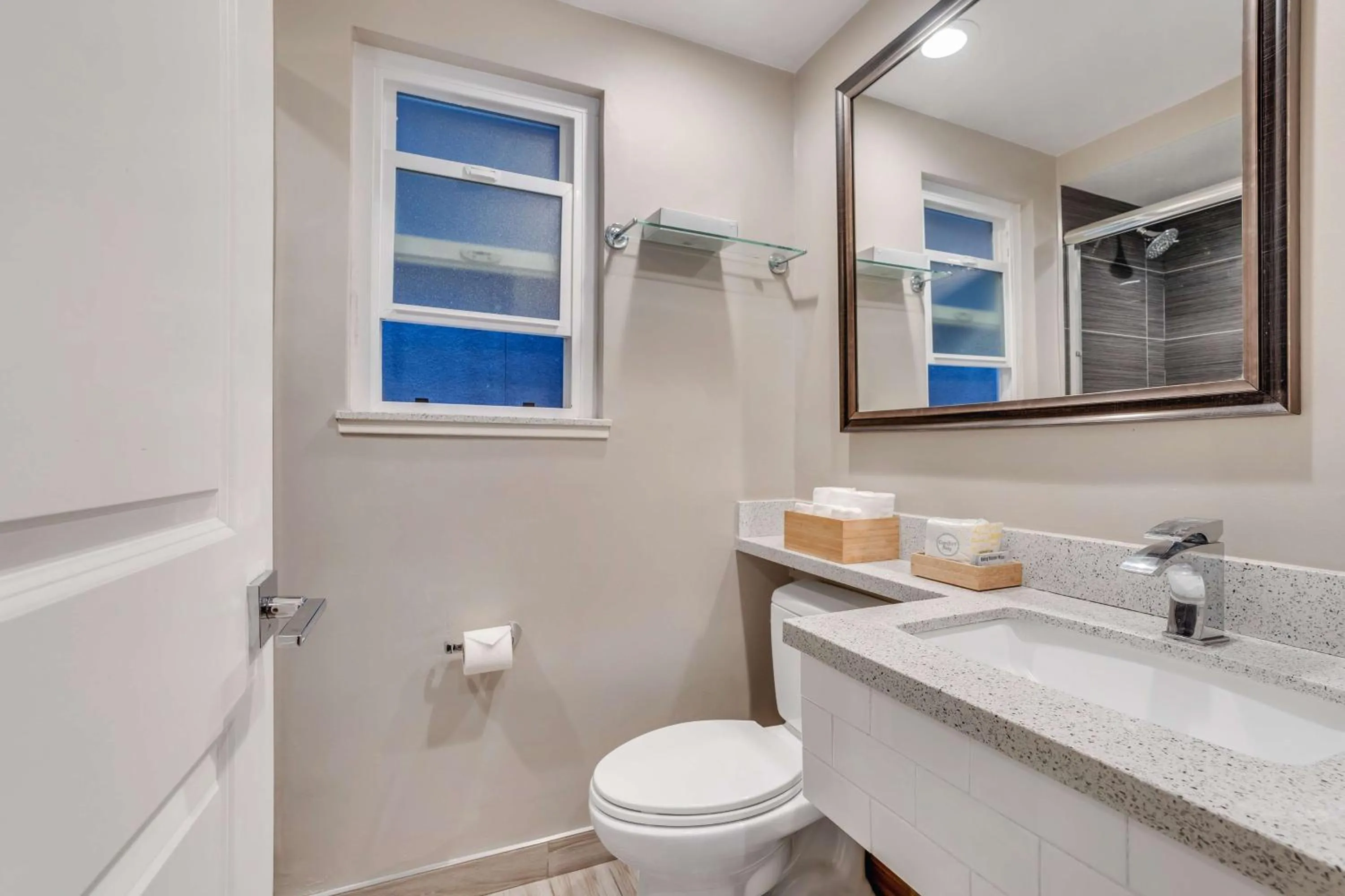 Bathroom in Travelodge by Wyndham Berkeley