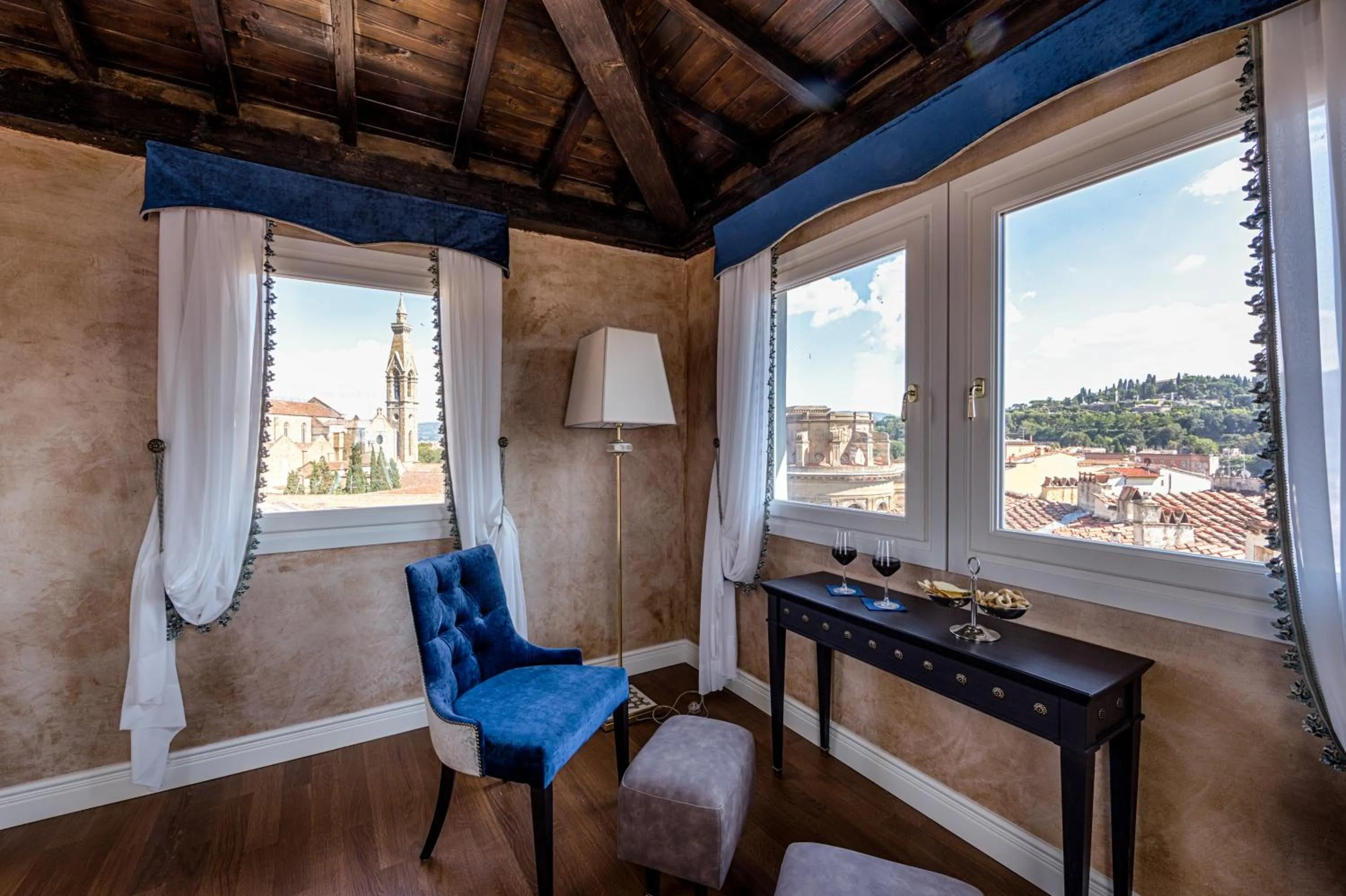 Mountain view in Palazzo Roselli Cecconi