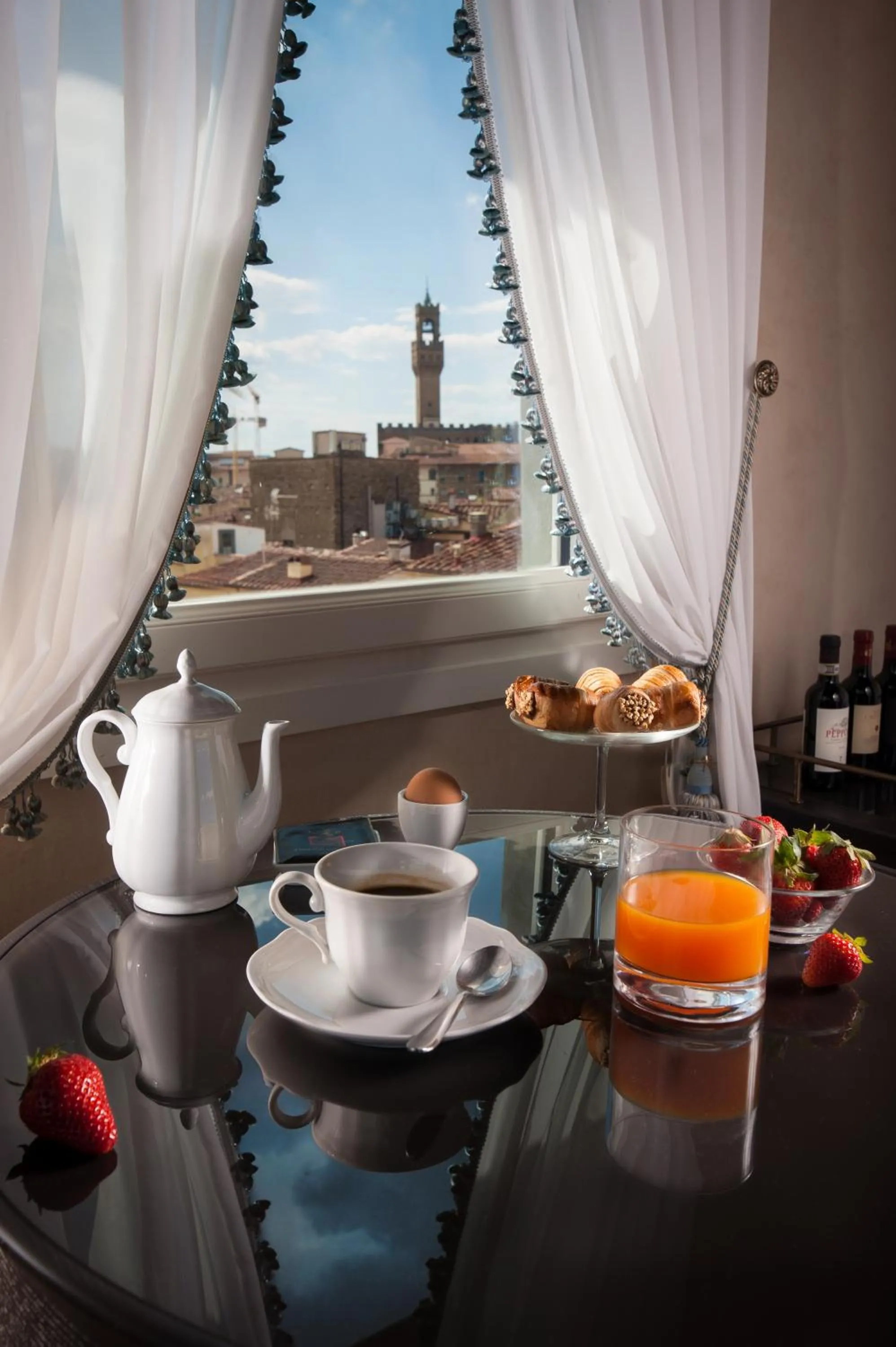 City view in Palazzo Roselli Cecconi