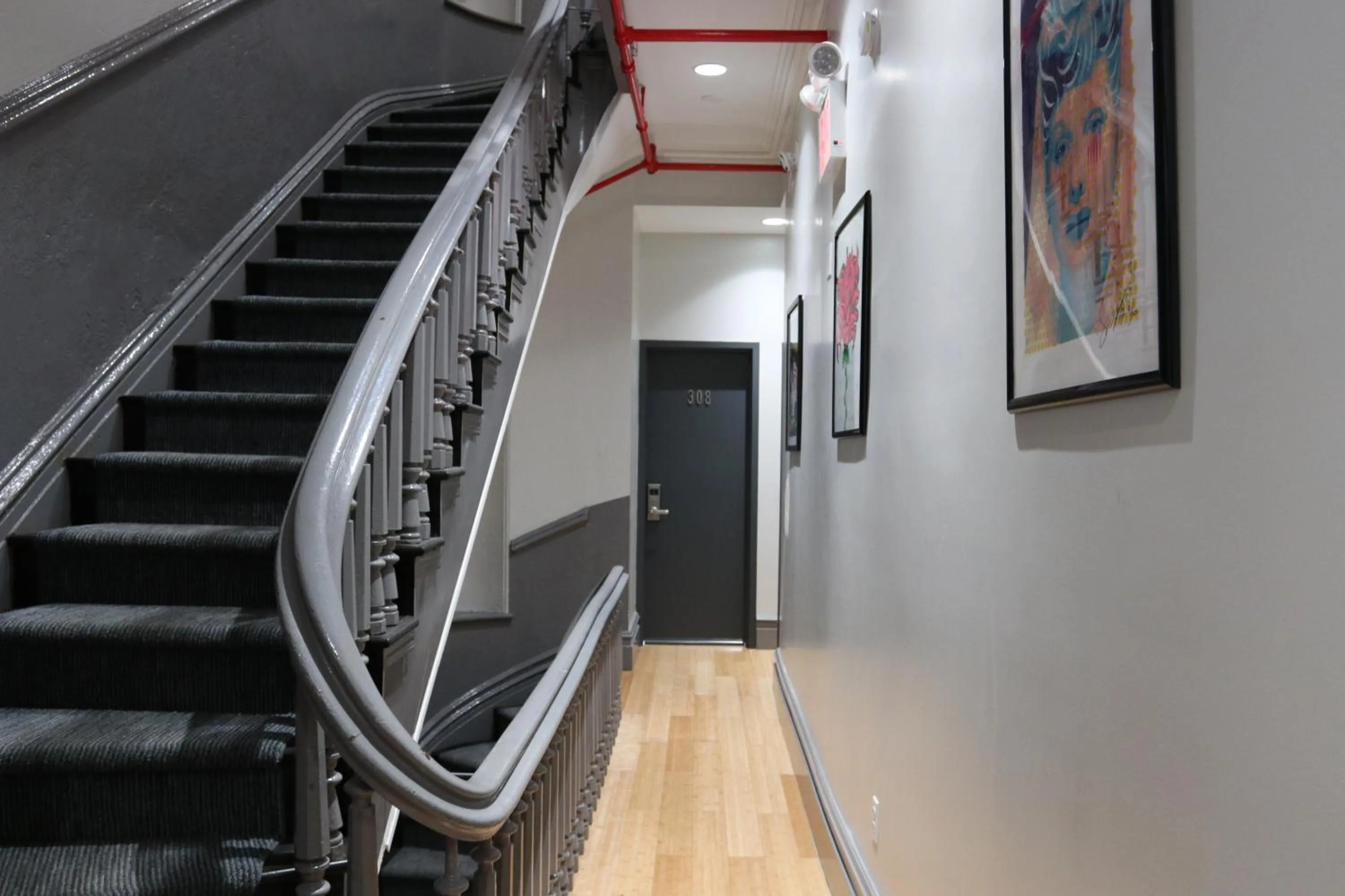 Property building in Chelsea Inn