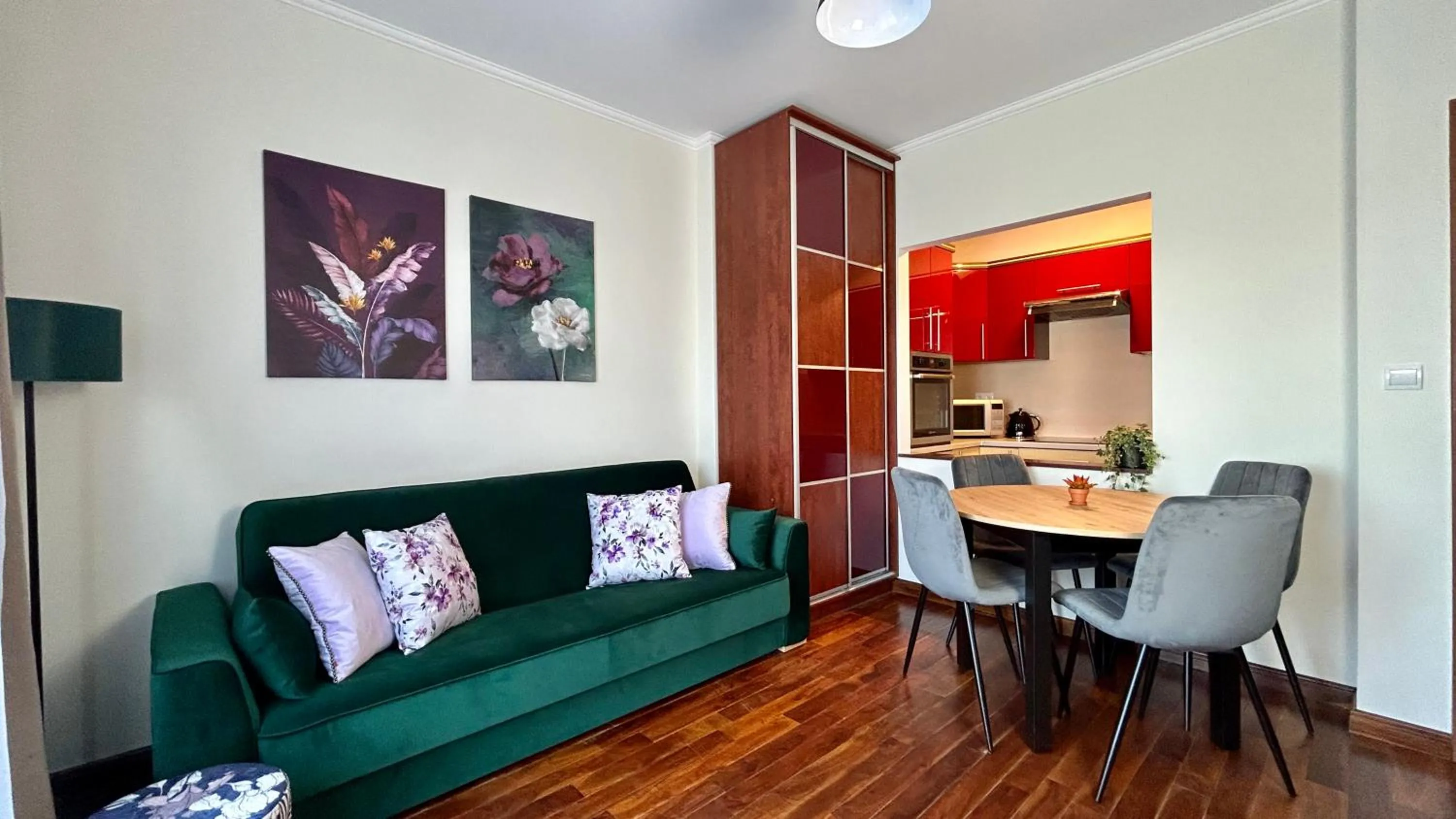 Kitchen or kitchenette in Mala Italia Apartments