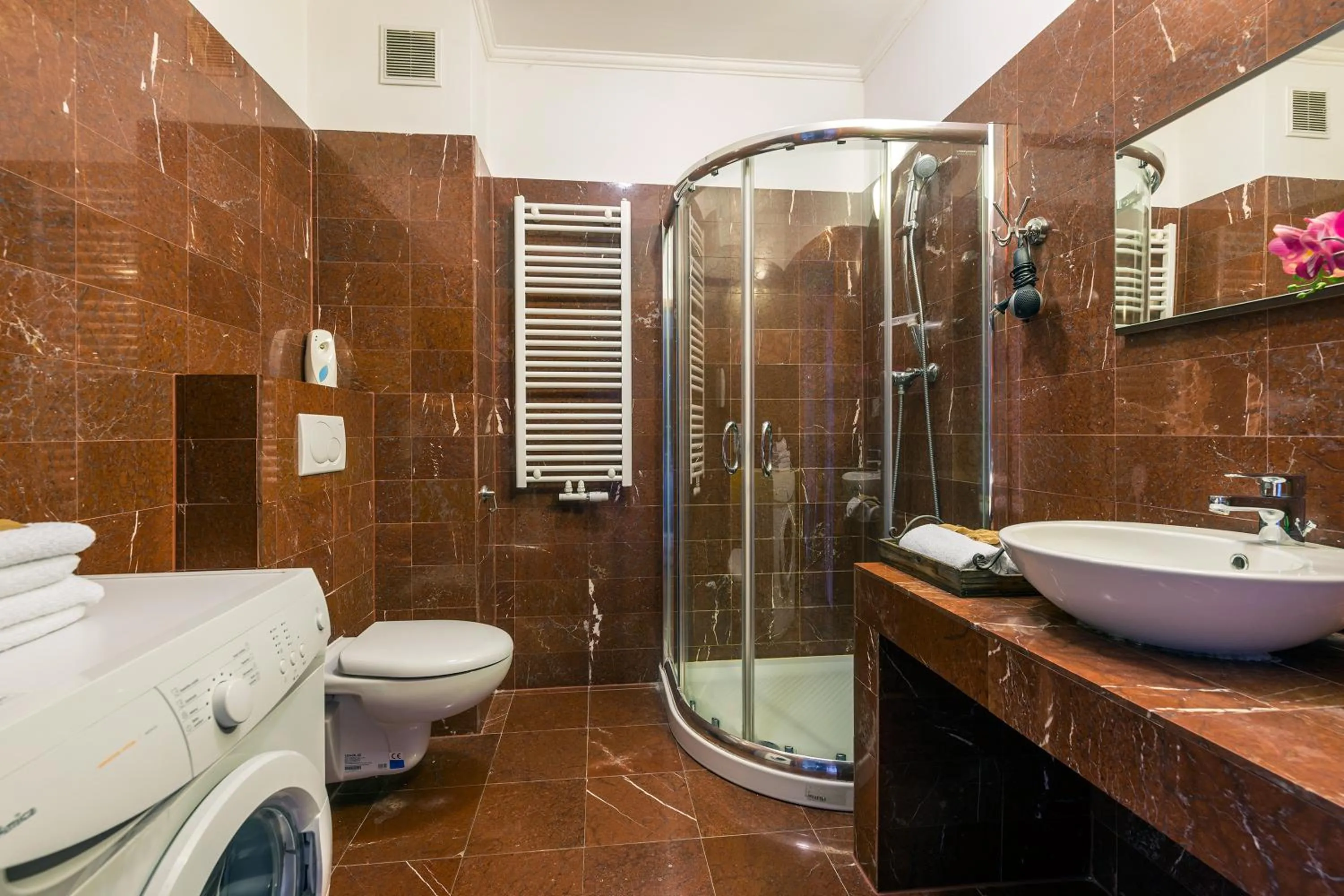 Bathroom in Mala Italia Apartments