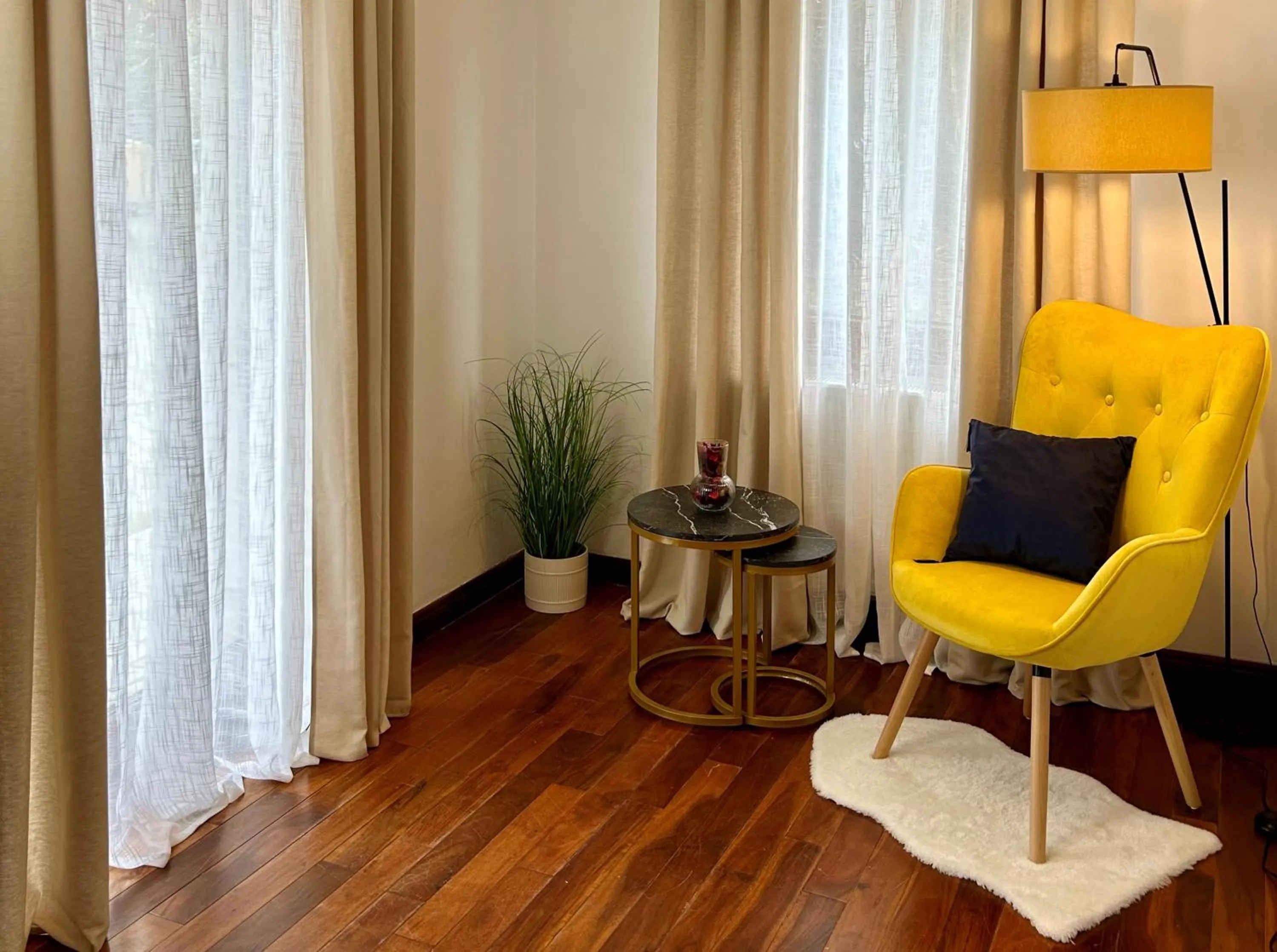 Seating area in Mala Italia Apartments