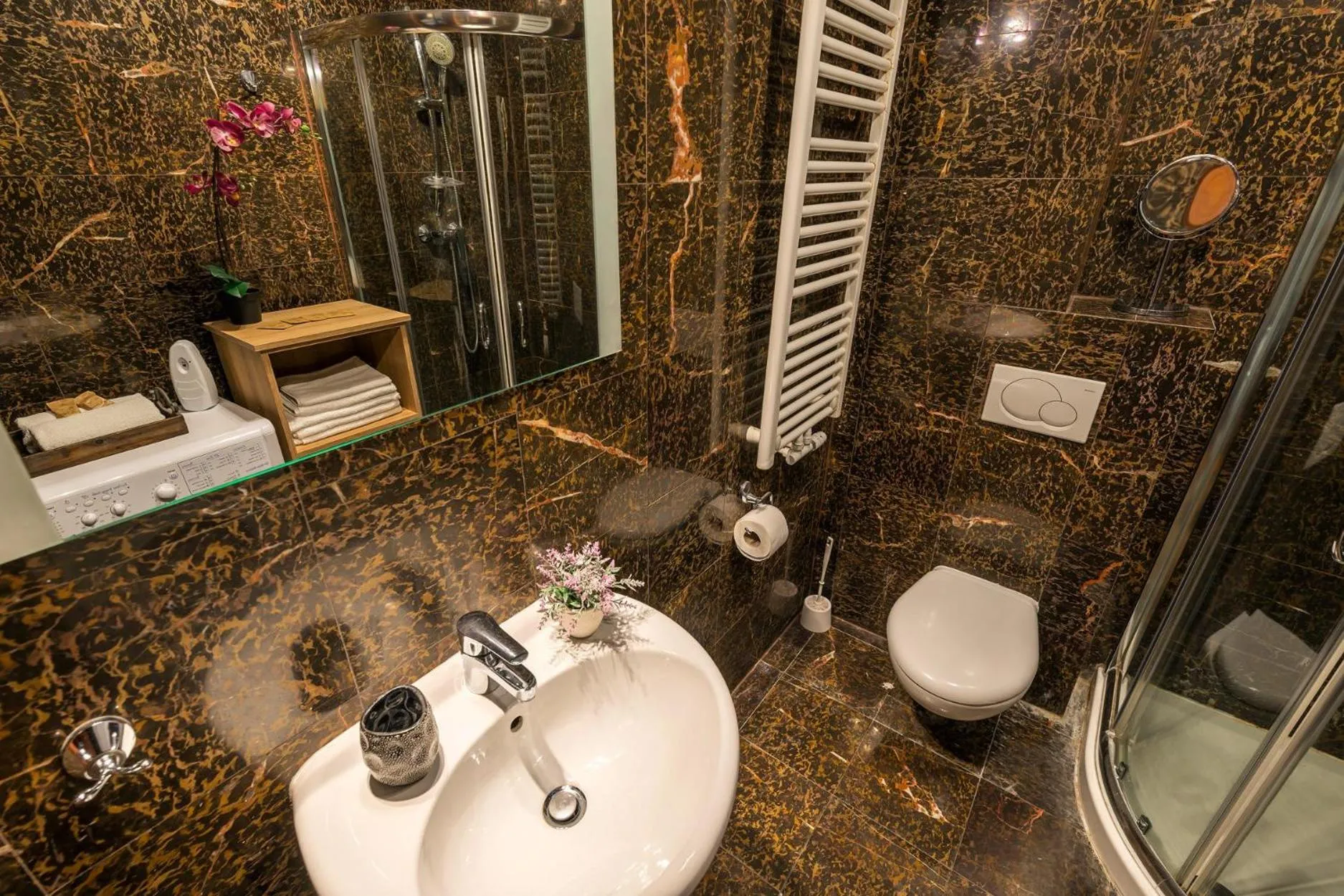 Bathroom in Mala Italia Apartments