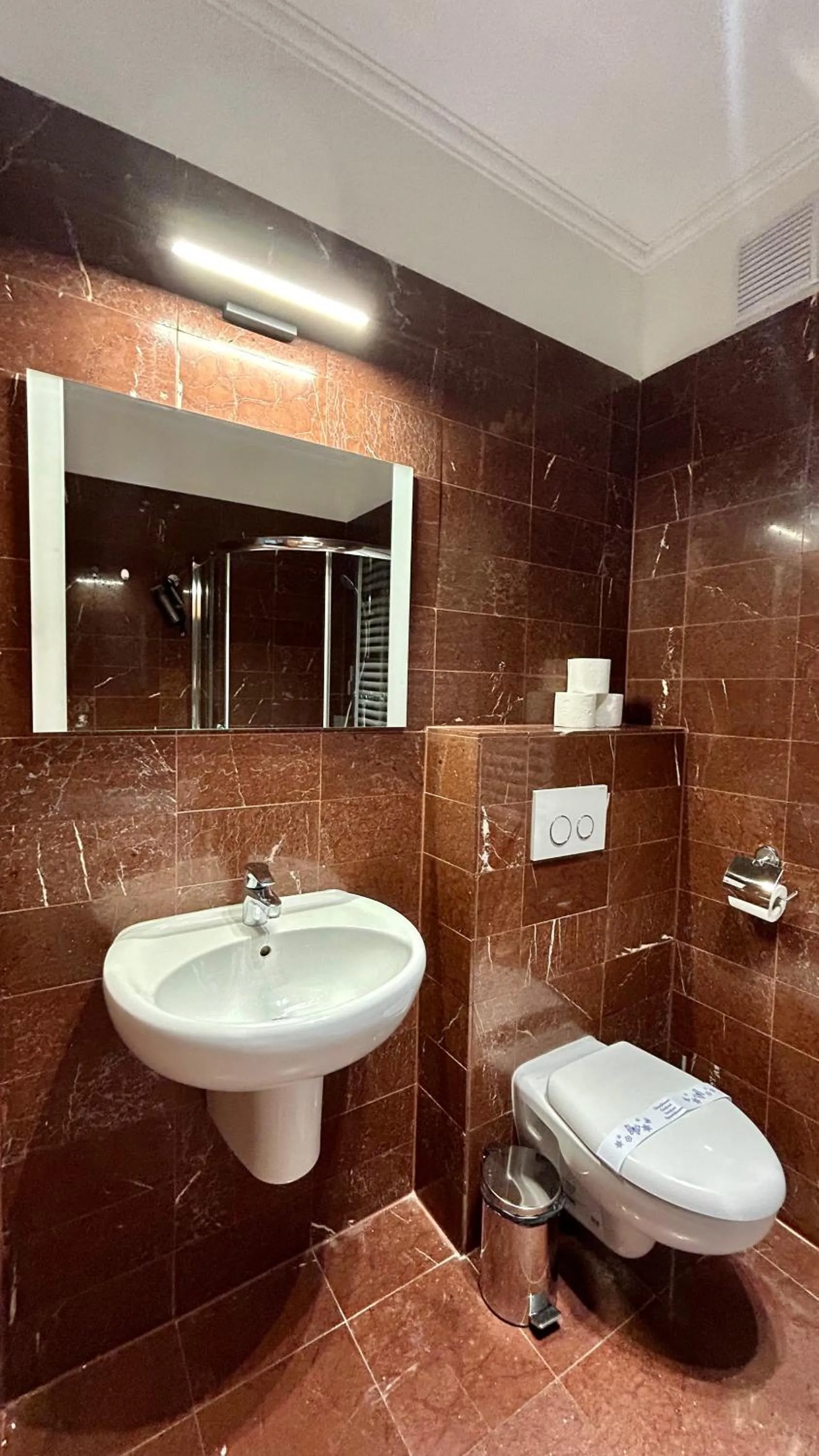 Shower in Mala Italia Apartments