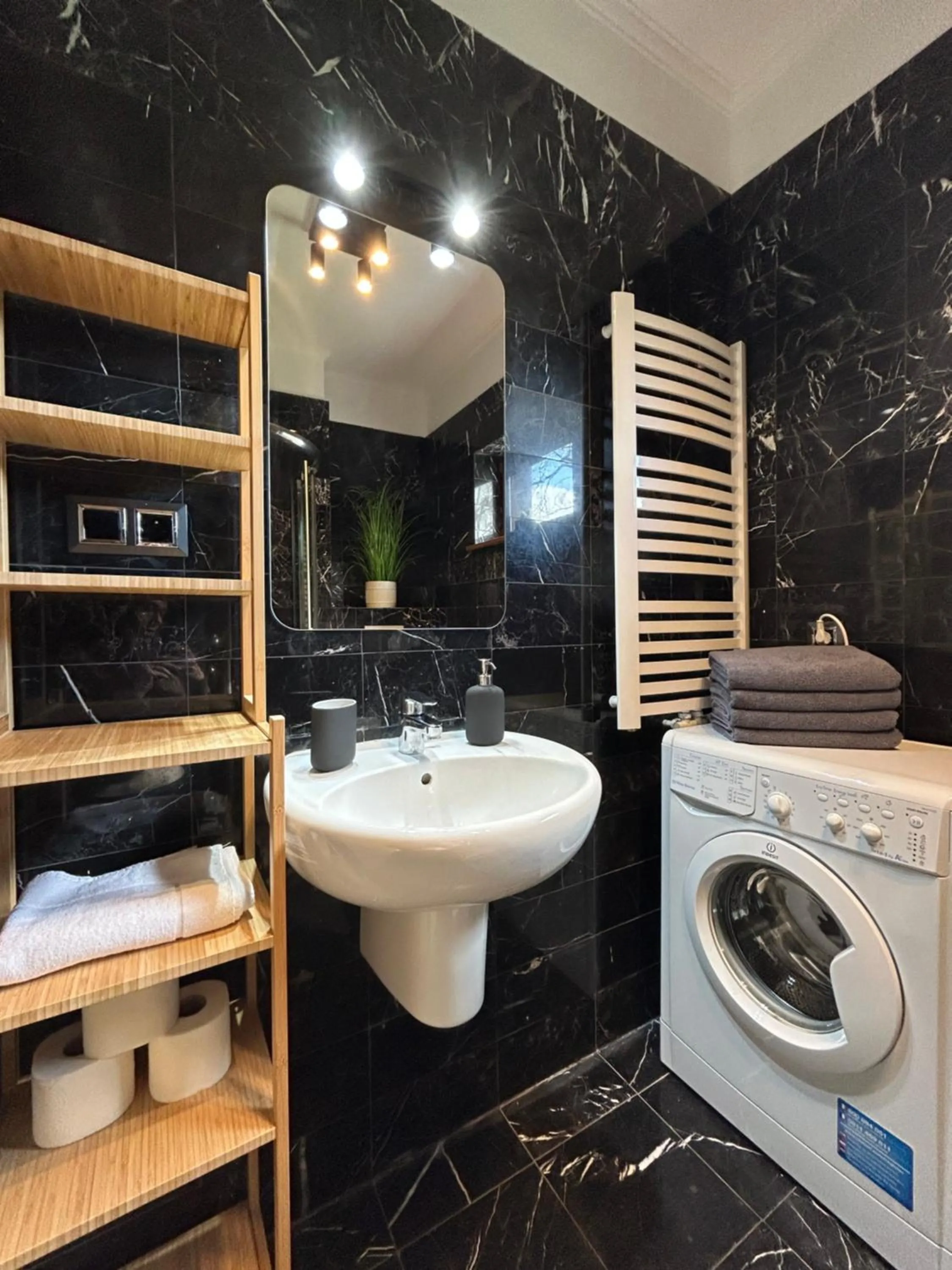 Bathroom in Mala Italia Apartments