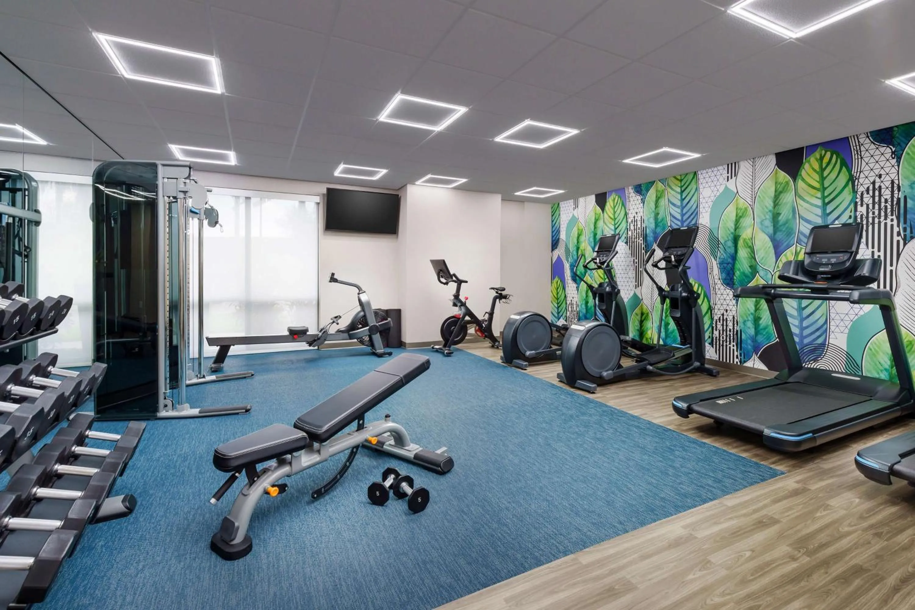 Fitness centre/facilities in Hyatt Place across from Universal Orlando Resort