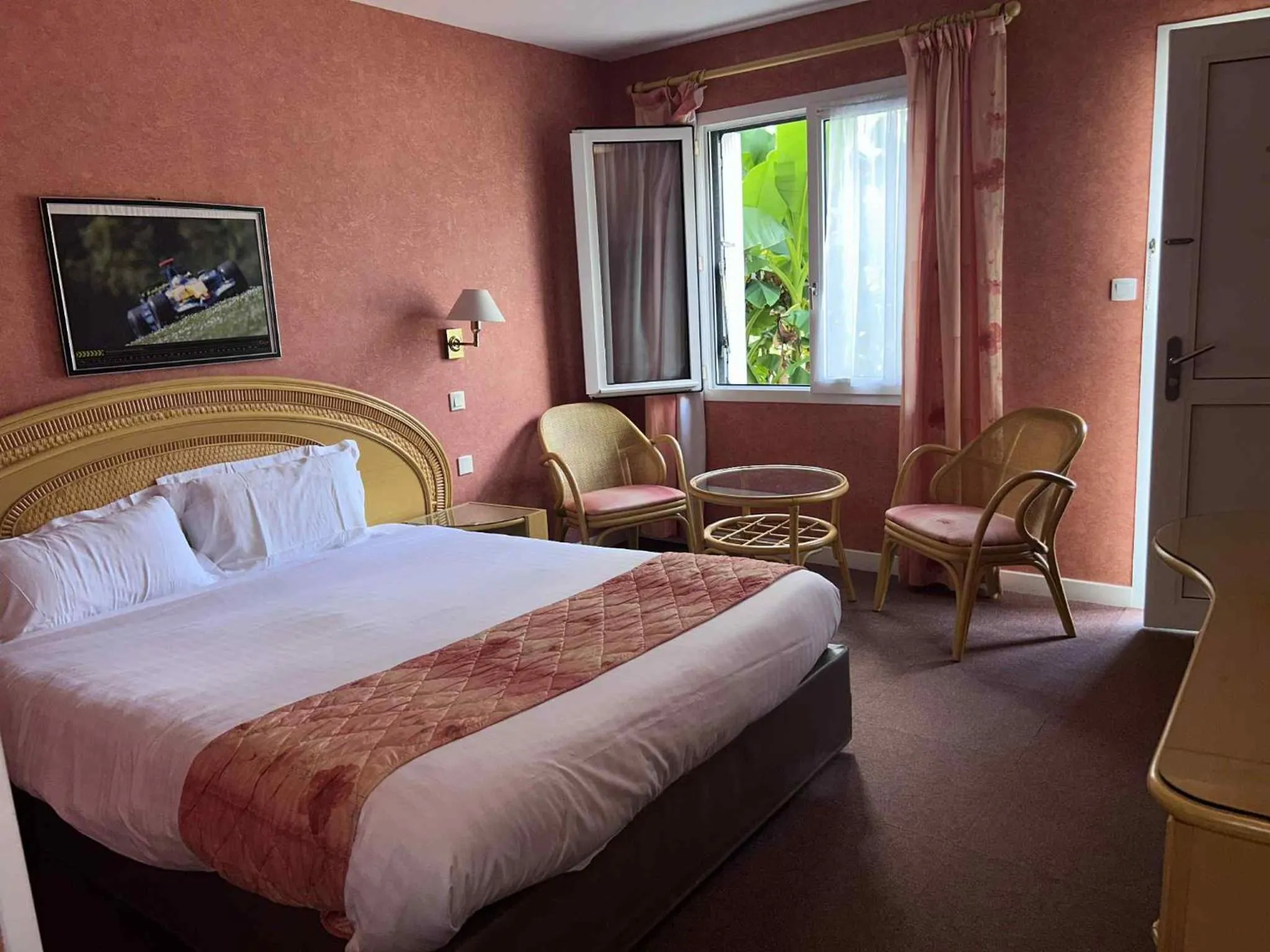 Logis Hôtel du Pont Neuf