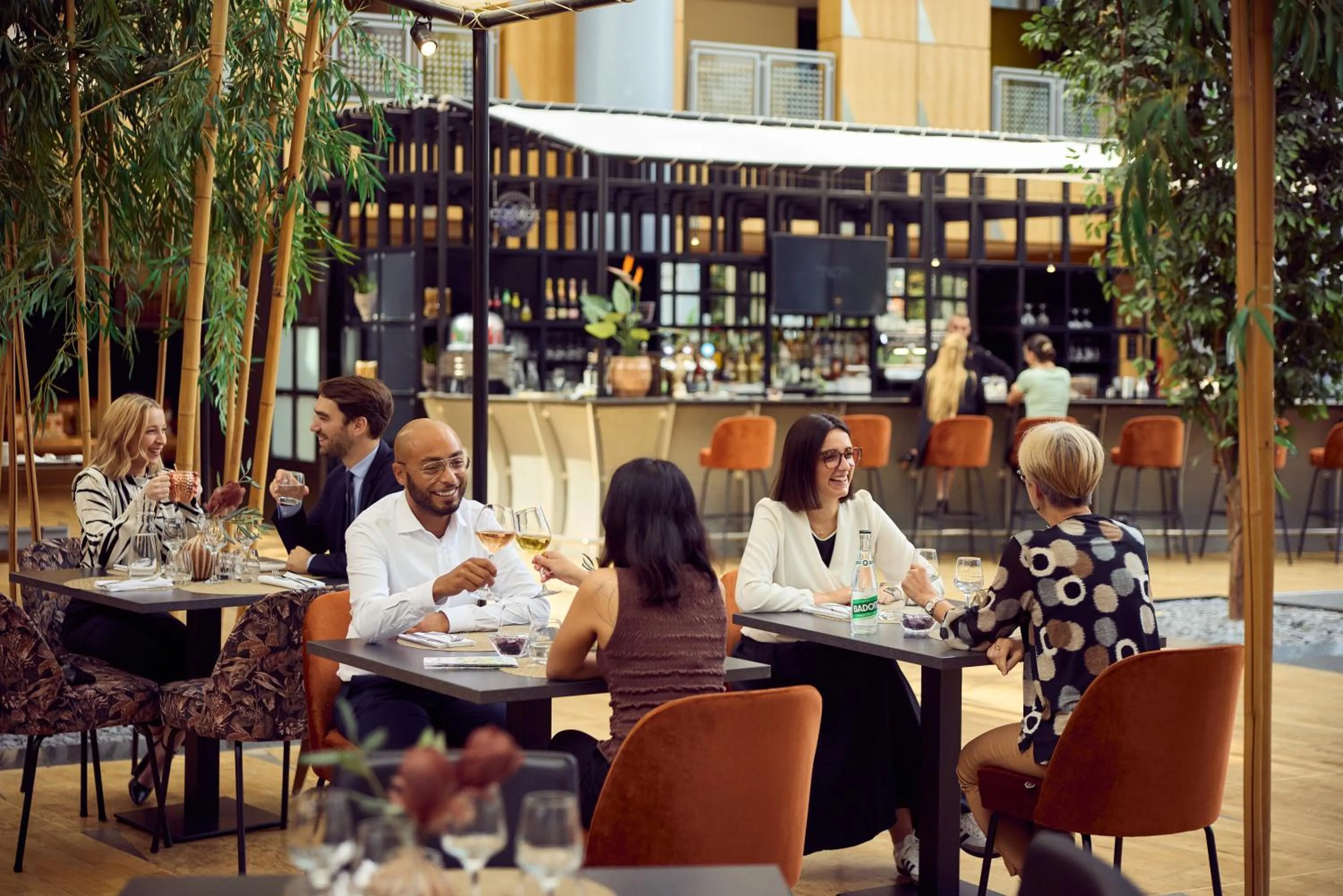 Restaurant/places to eat in Van der Valk Hotel Paris CDG Airport