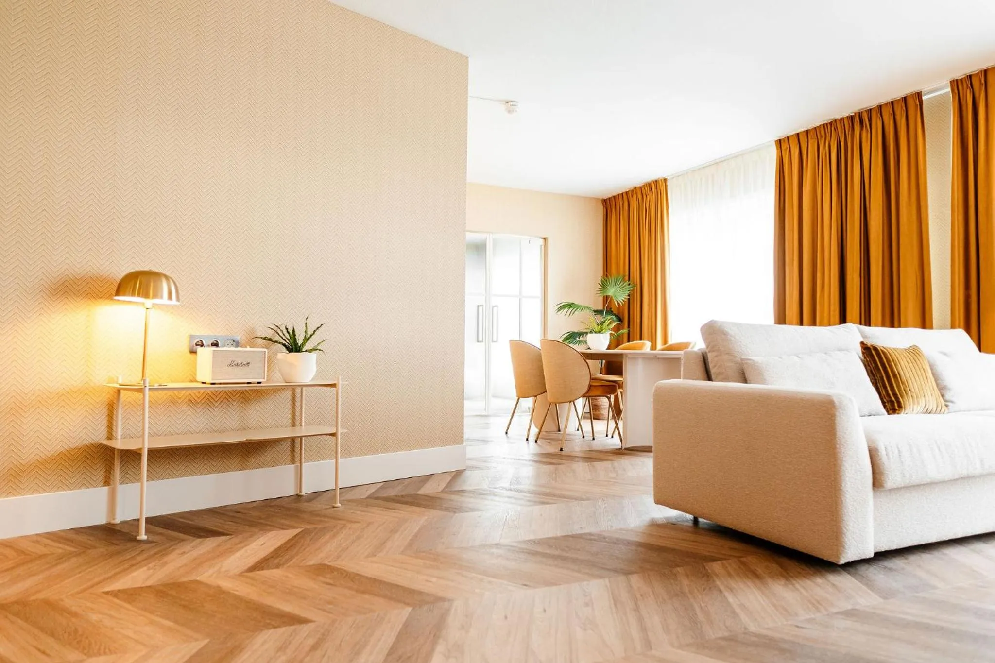 Living room in Van der Valk Hotel Paris CDG Airport