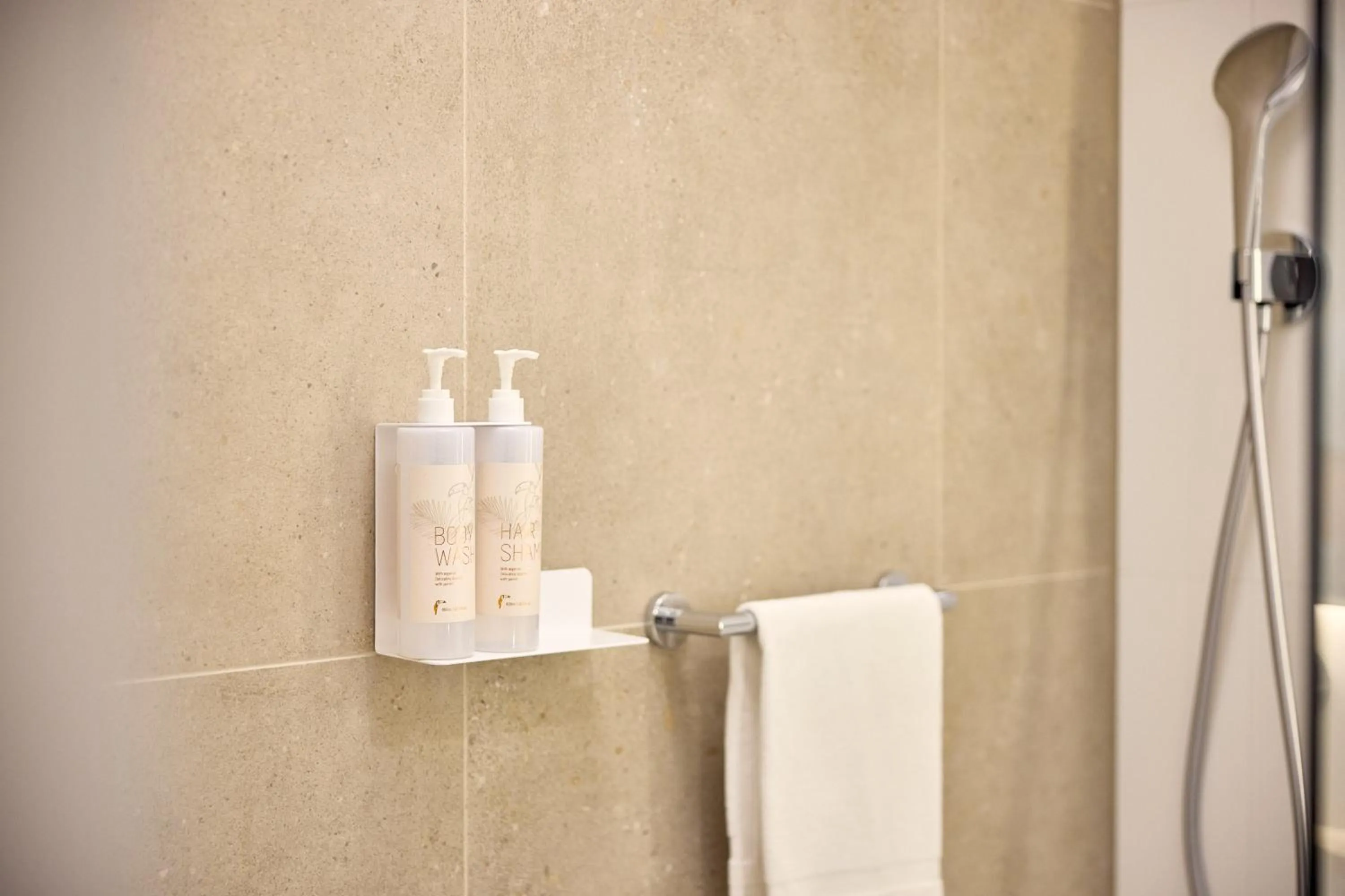 Shower in Van der Valk Hotel Paris CDG Airport