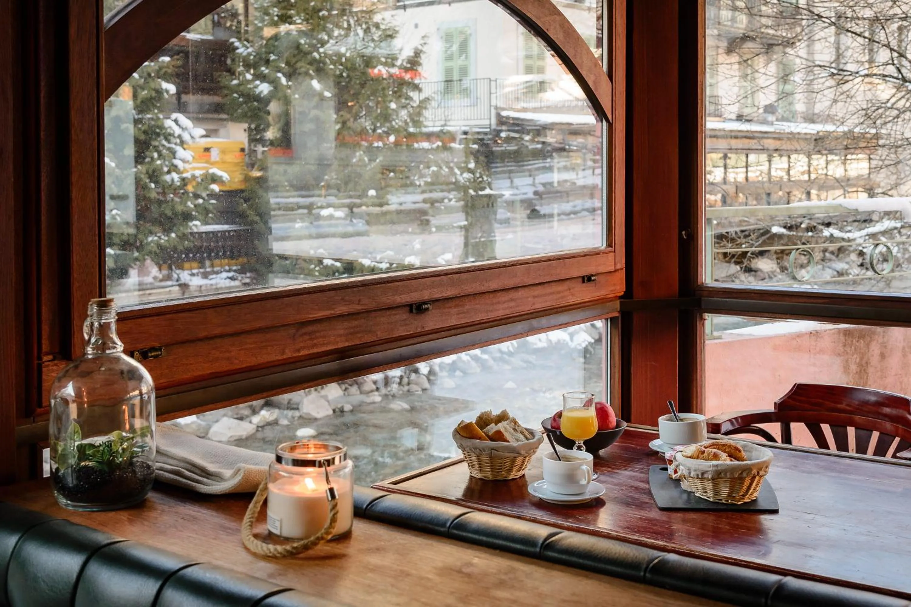 Breakfast in Hôtel Vallée Blanche