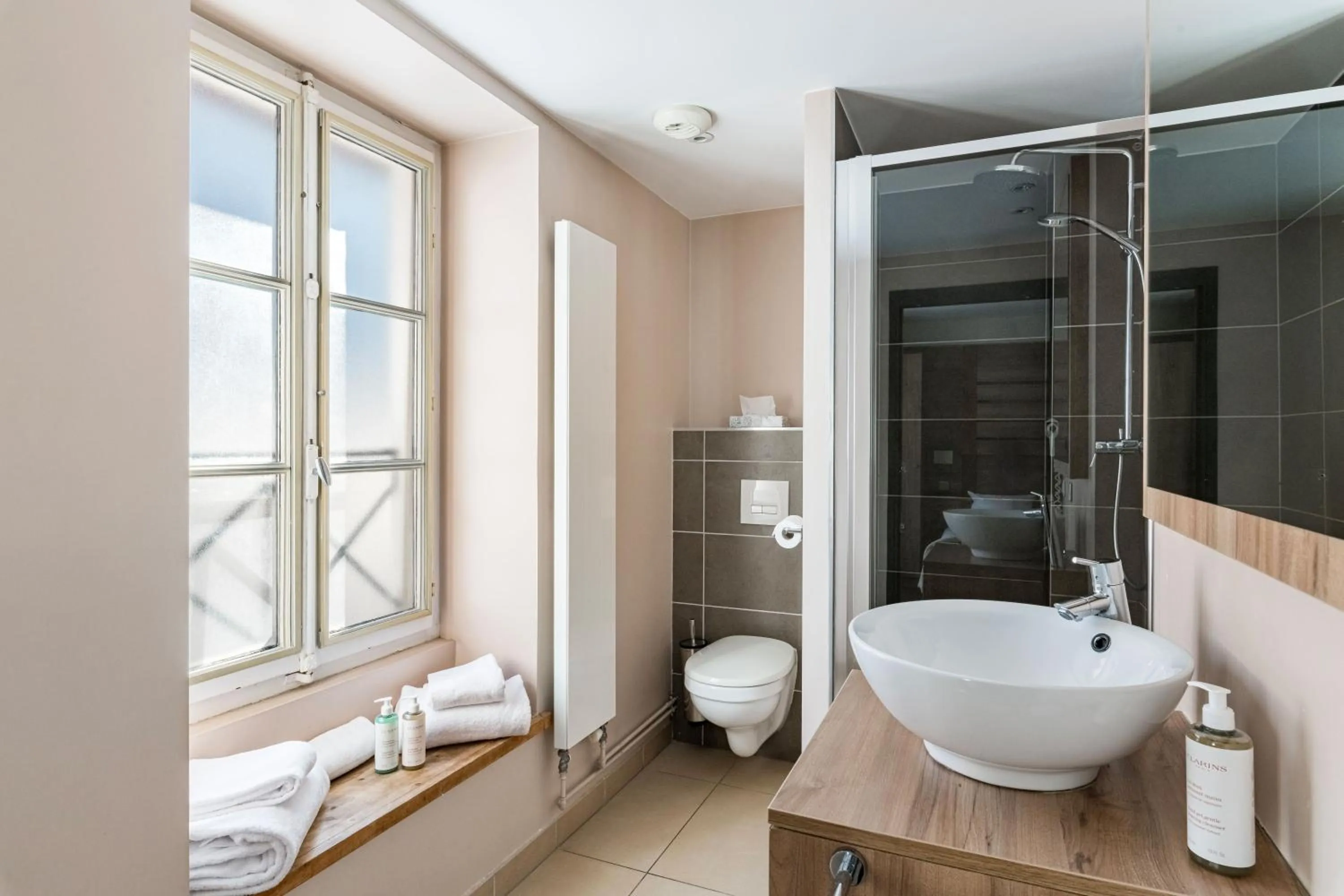 Bathroom in Hôtel Vallée Blanche