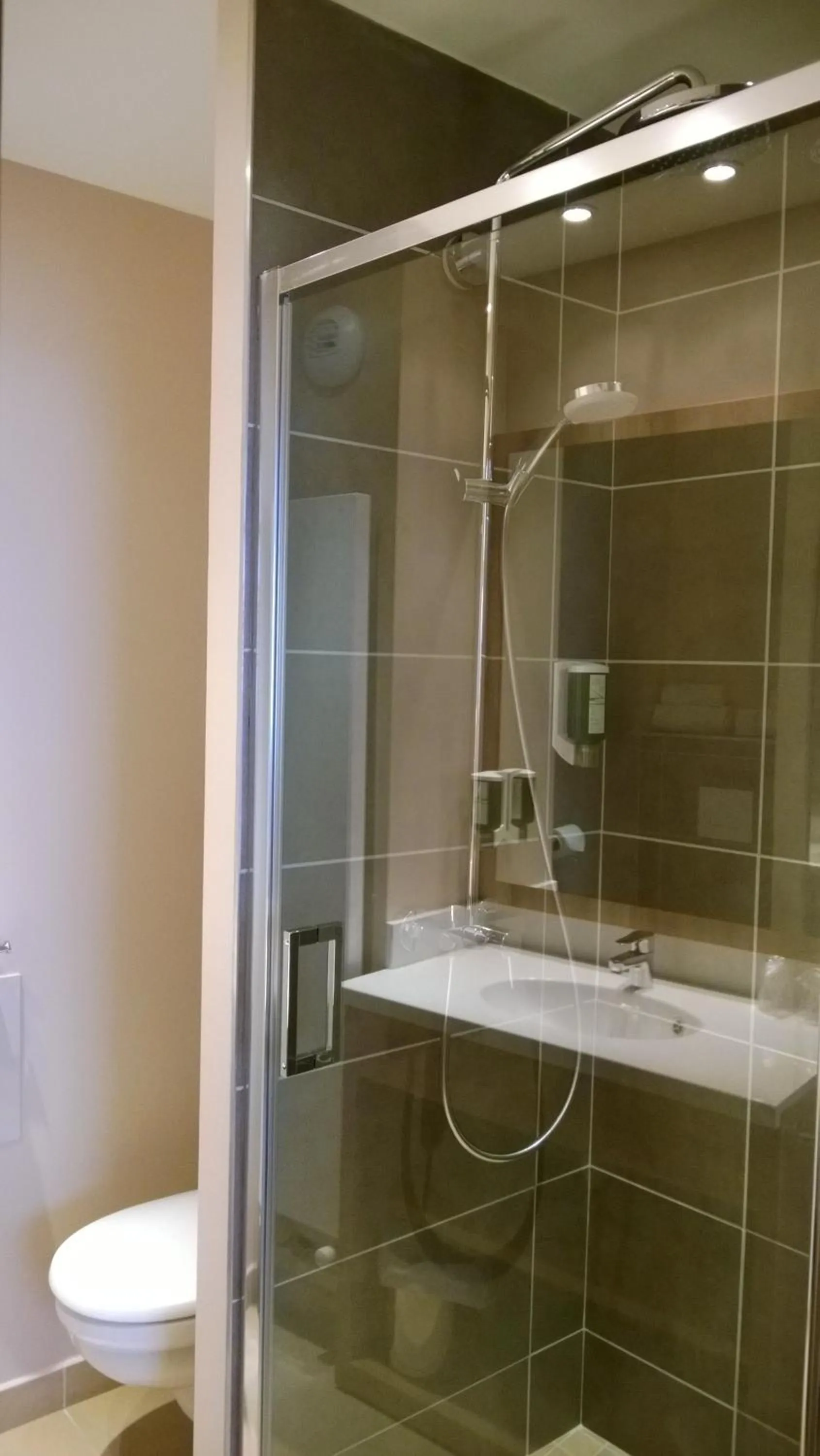 Bathroom in Hôtel Vallée Blanche