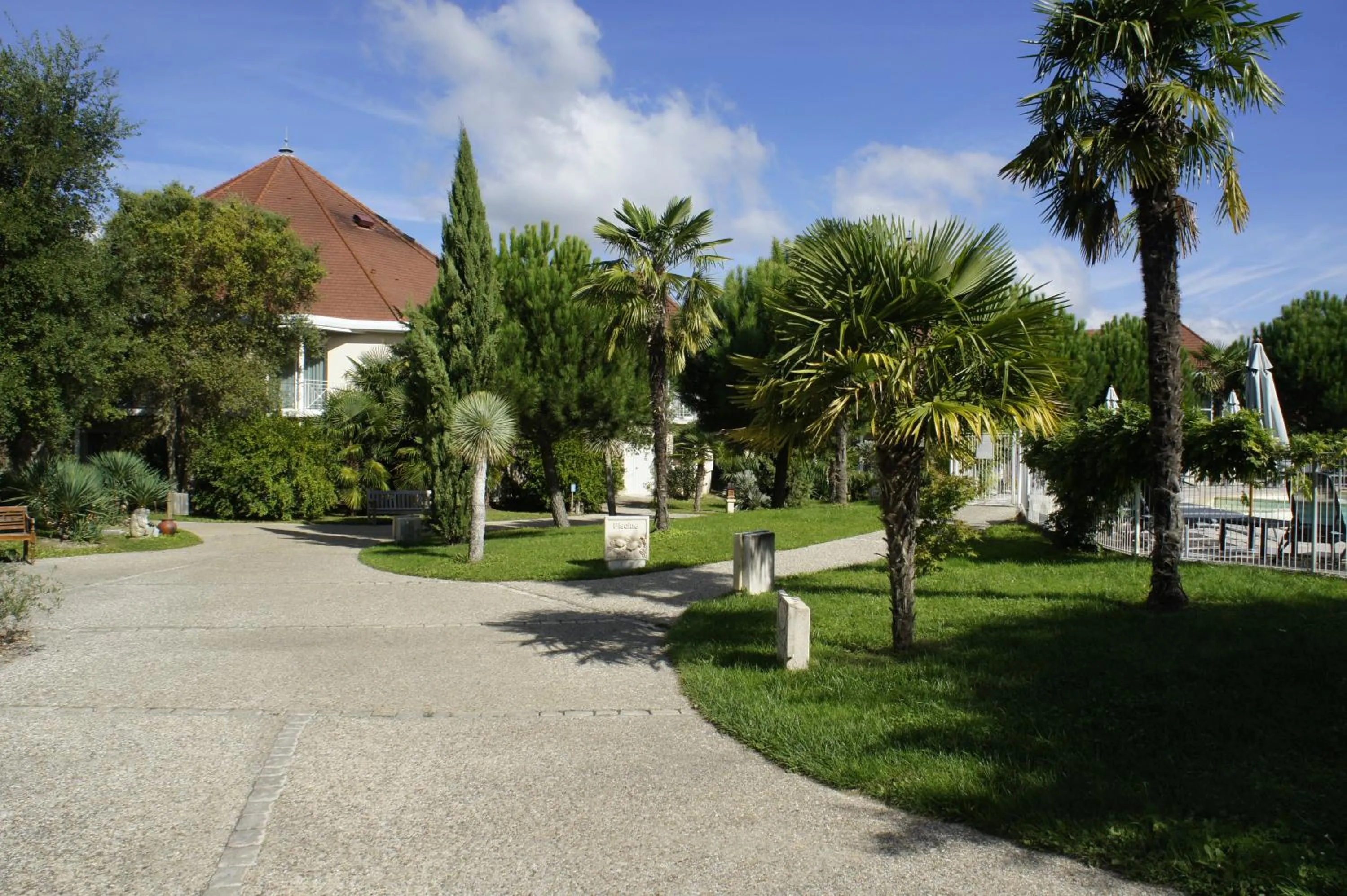 Natural landscape in Les Jardins de Beauval