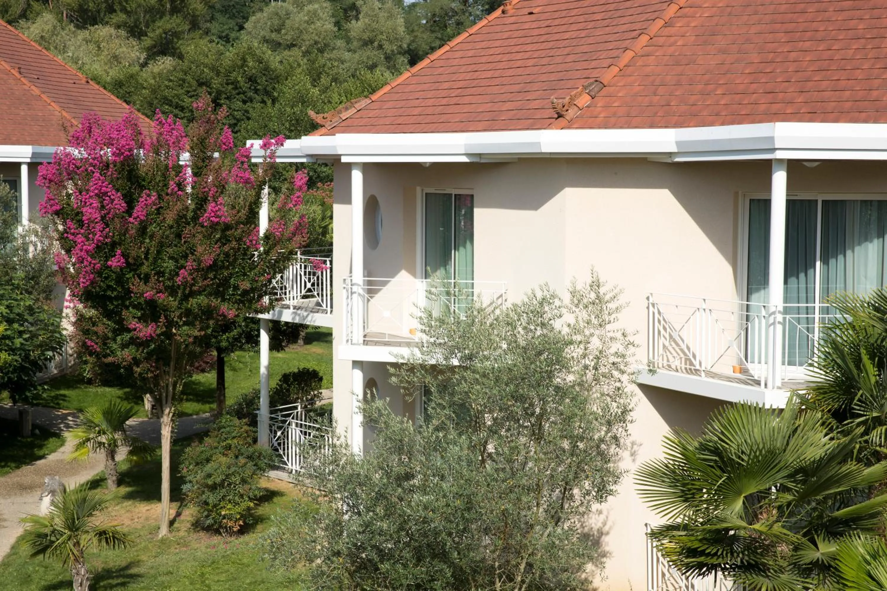 Property building in Les Jardins de Beauval