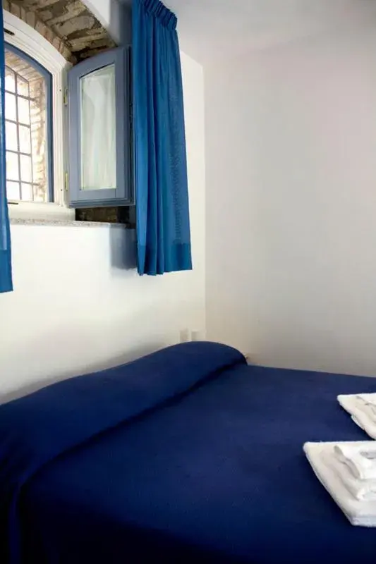 Small Double Room - single occupancy in B&B Amphisya Small Double Room - single occupancy in B&B Amphisya
