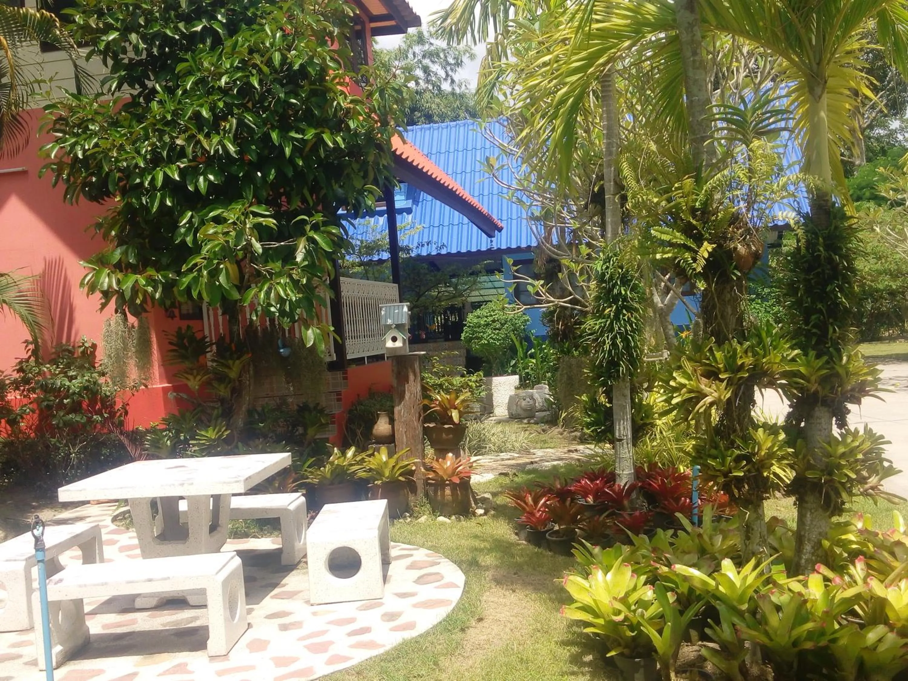 Patio in Ya Teng Homestay