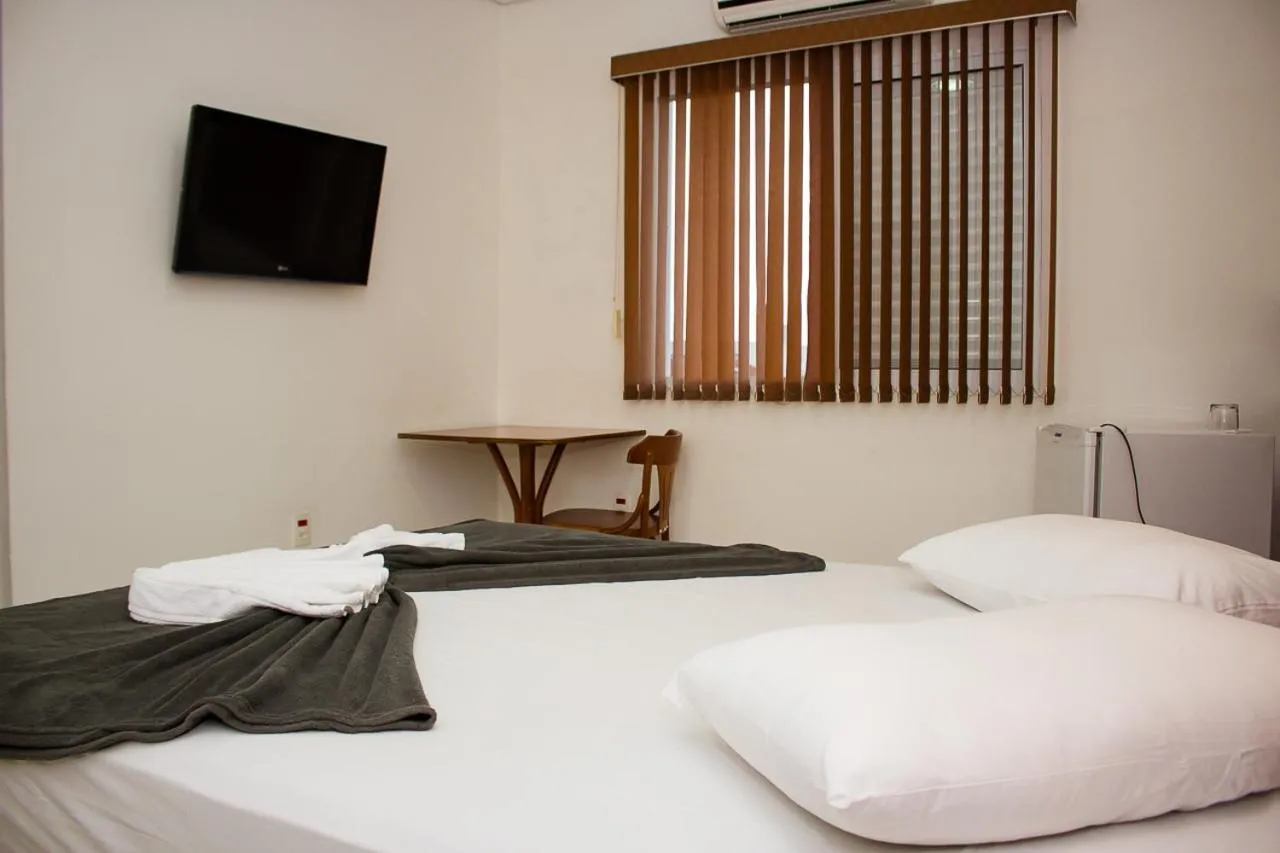 Bed in Hotel Garrafão Boituva - 5 min da Rod Castelo Branco KM 116