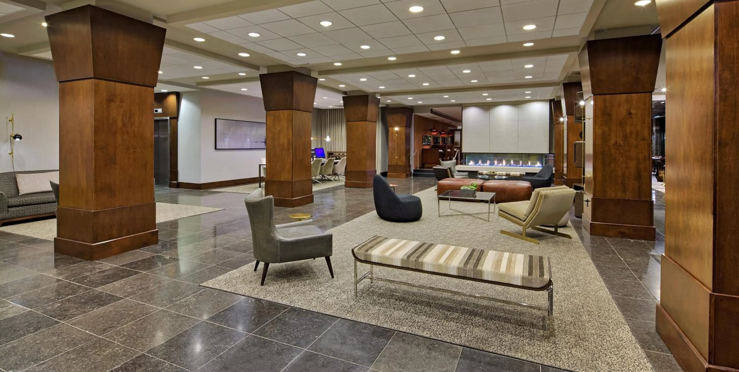 Property building in Crowne Plaza - Chicago West Loop by IHG