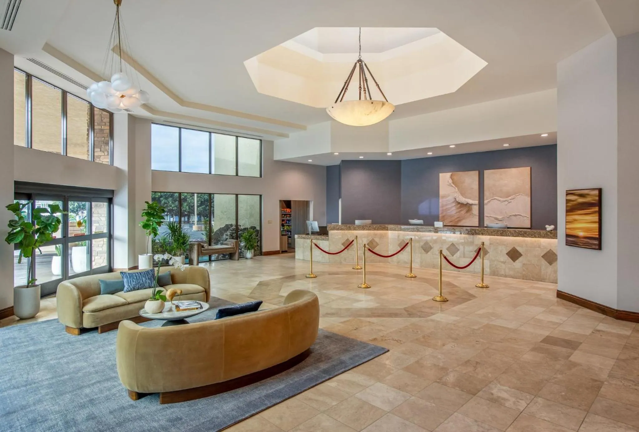 Property building in Crowne Plaza San Diego - Mission Valley by IHG