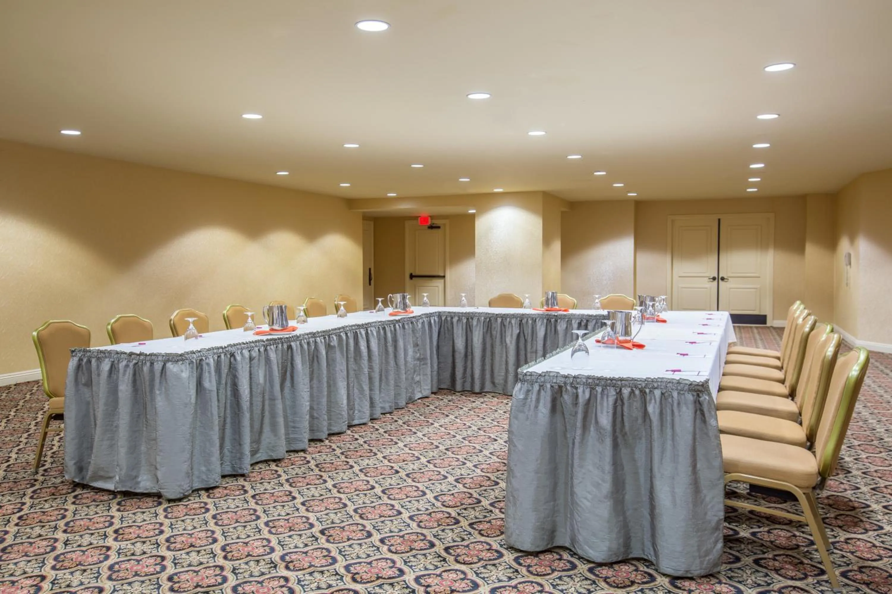 Meeting/conference room in Crowne Plaza San Diego - Mission Valley by IHG
