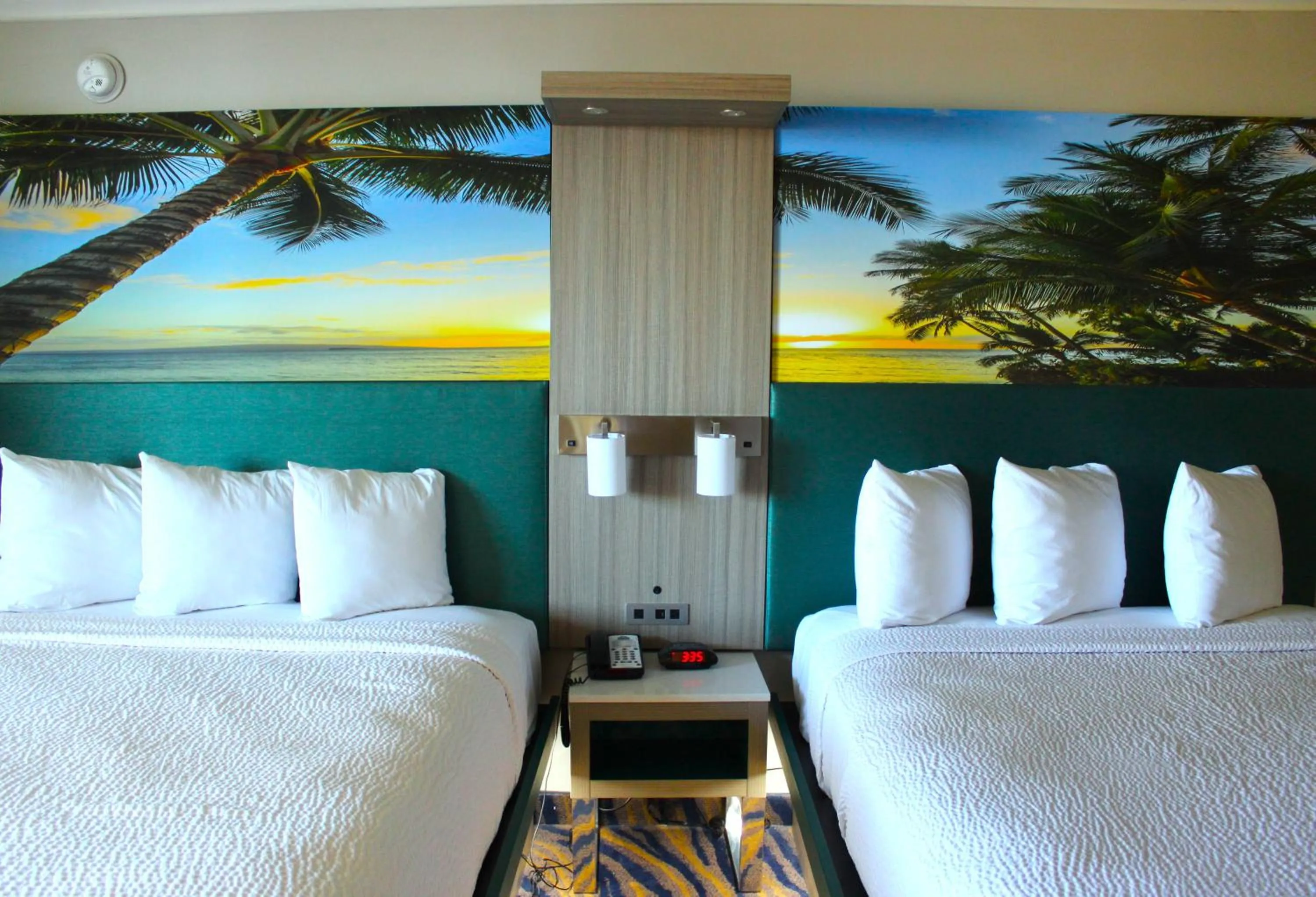 Bed in Days Inn by Wyndham Los Angeles Stadium Area LAX